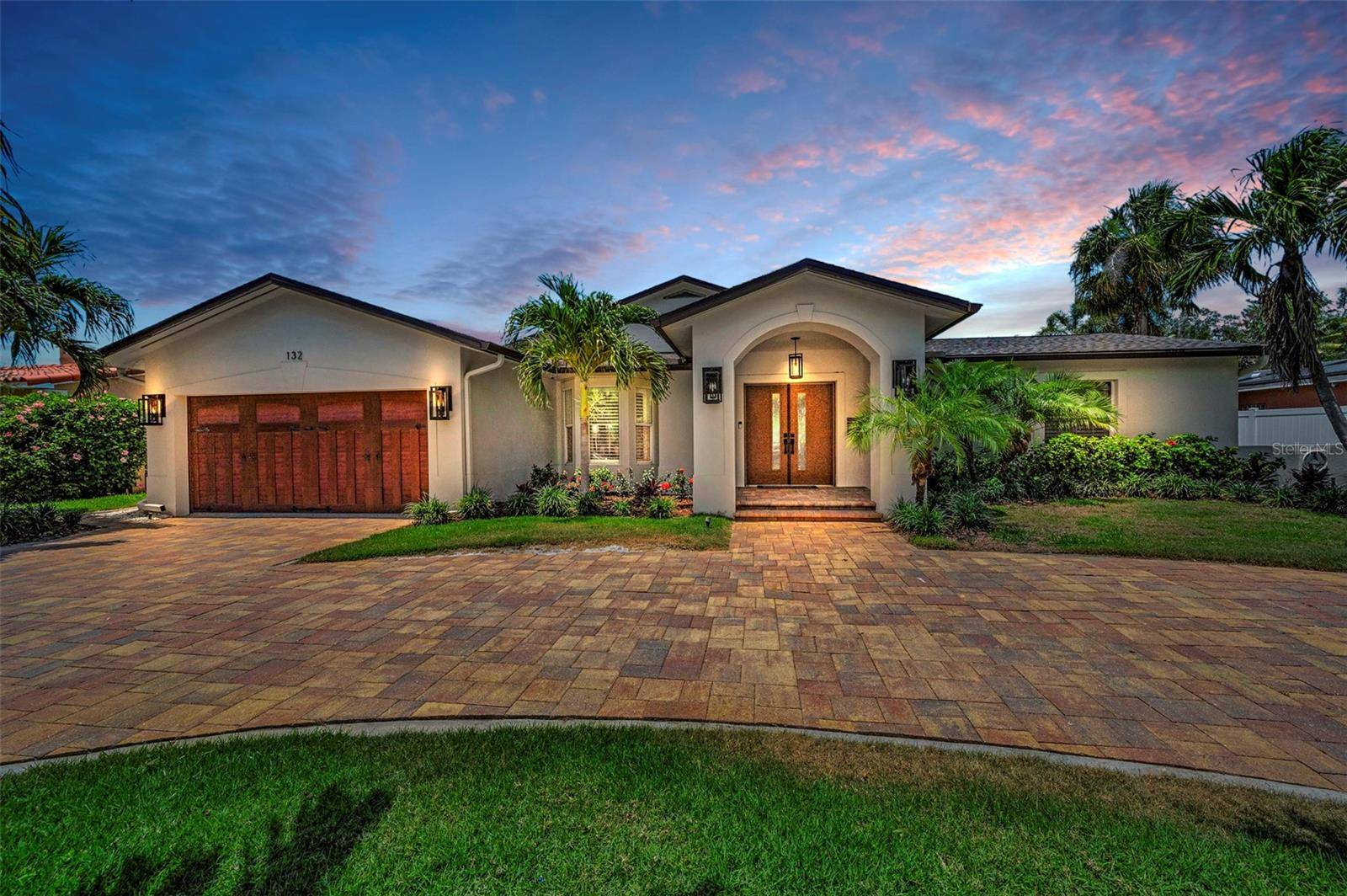 St Petersburg, FL 33704,132 GIRALDA BLVD NE