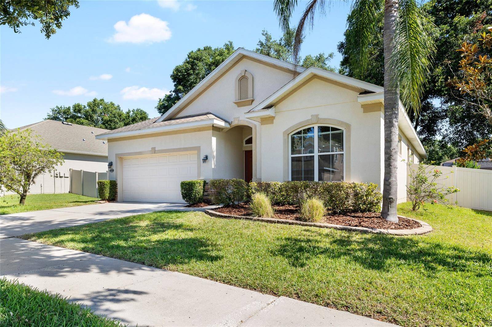 Seffner, FL 33584,203 MONTARA DR