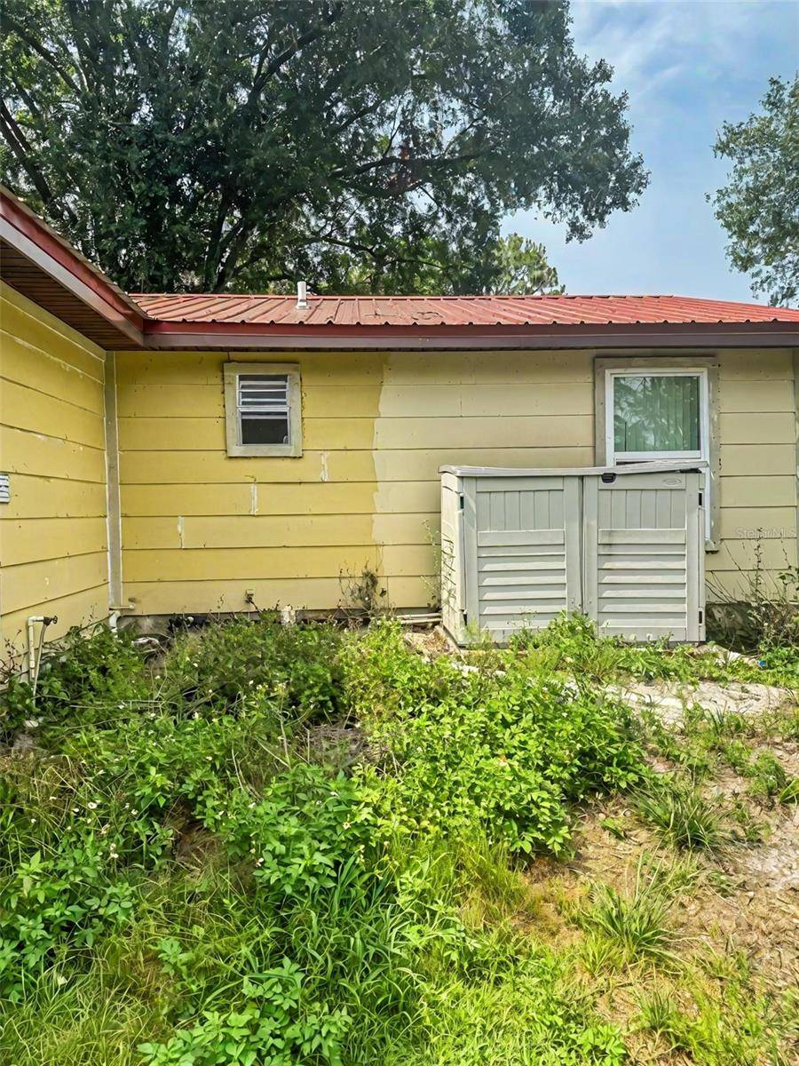 Lakeland, FL 33809,2220 WOODS TRL