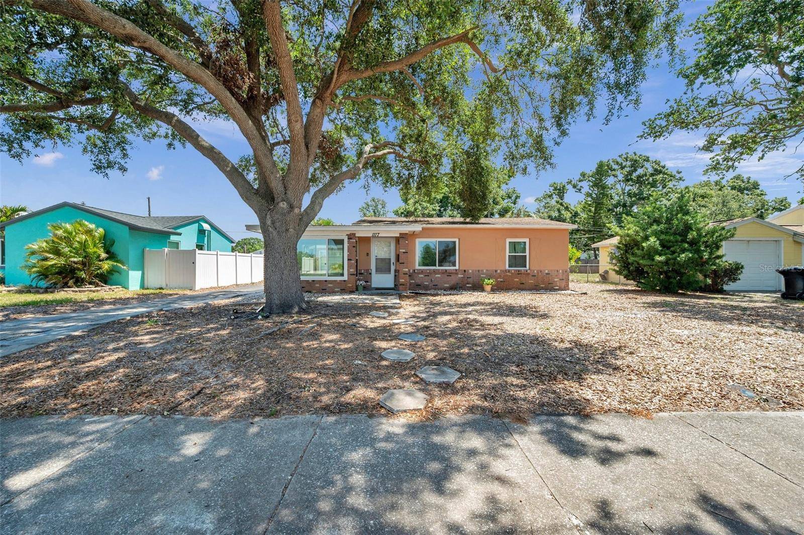 St Petersburg, FL 33710,1117 TYRONE BLVD N