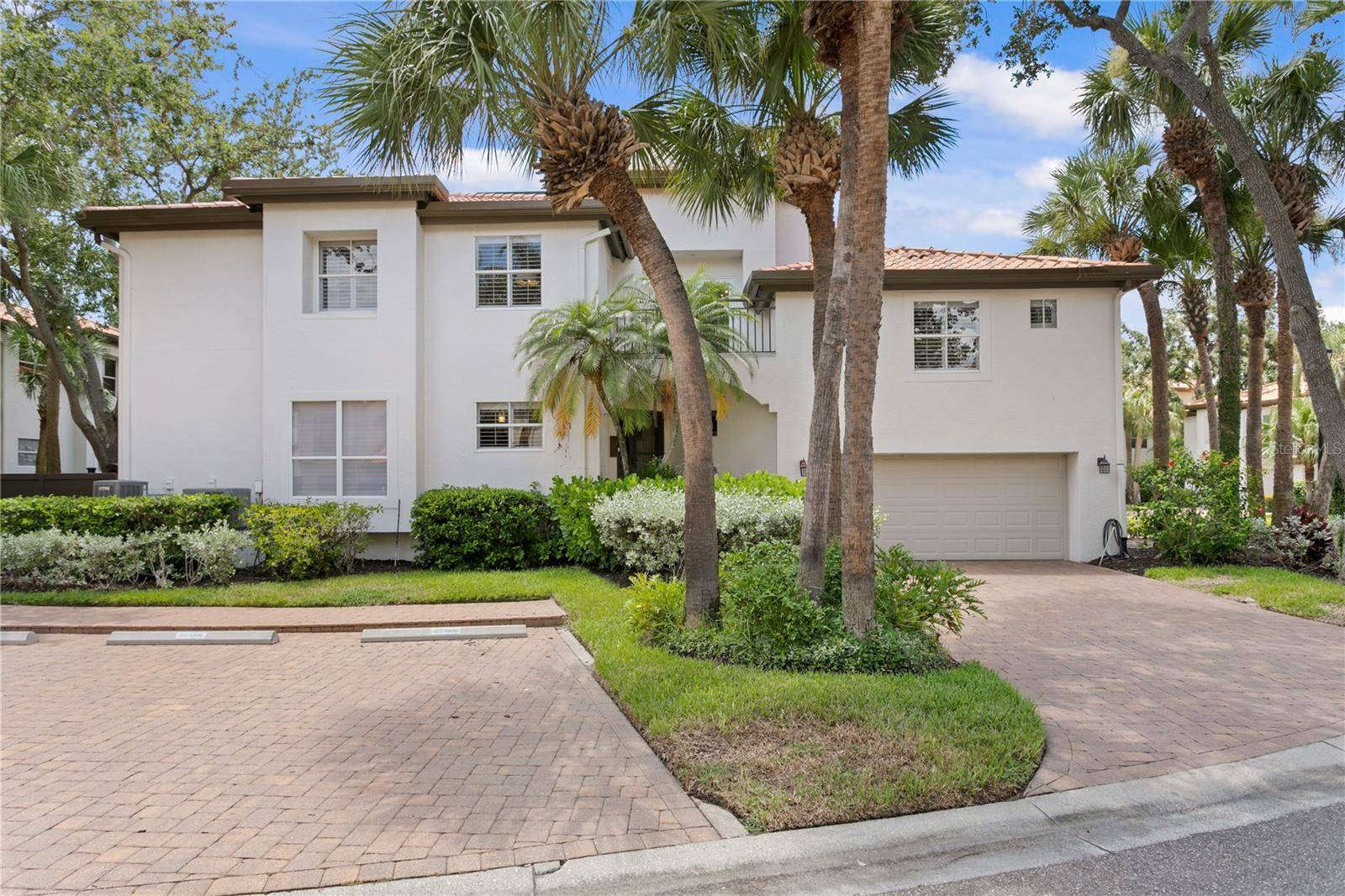 Tampa, FL 33602,1122 SHIPWATCH CIR