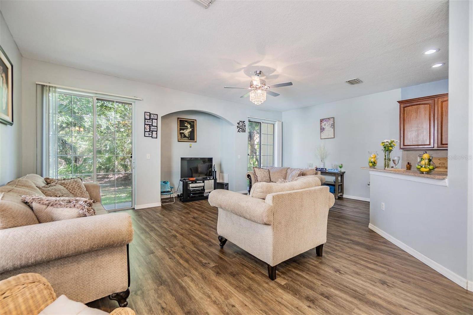 Riverview, FL 33578,6736 BREEZY PALM DR