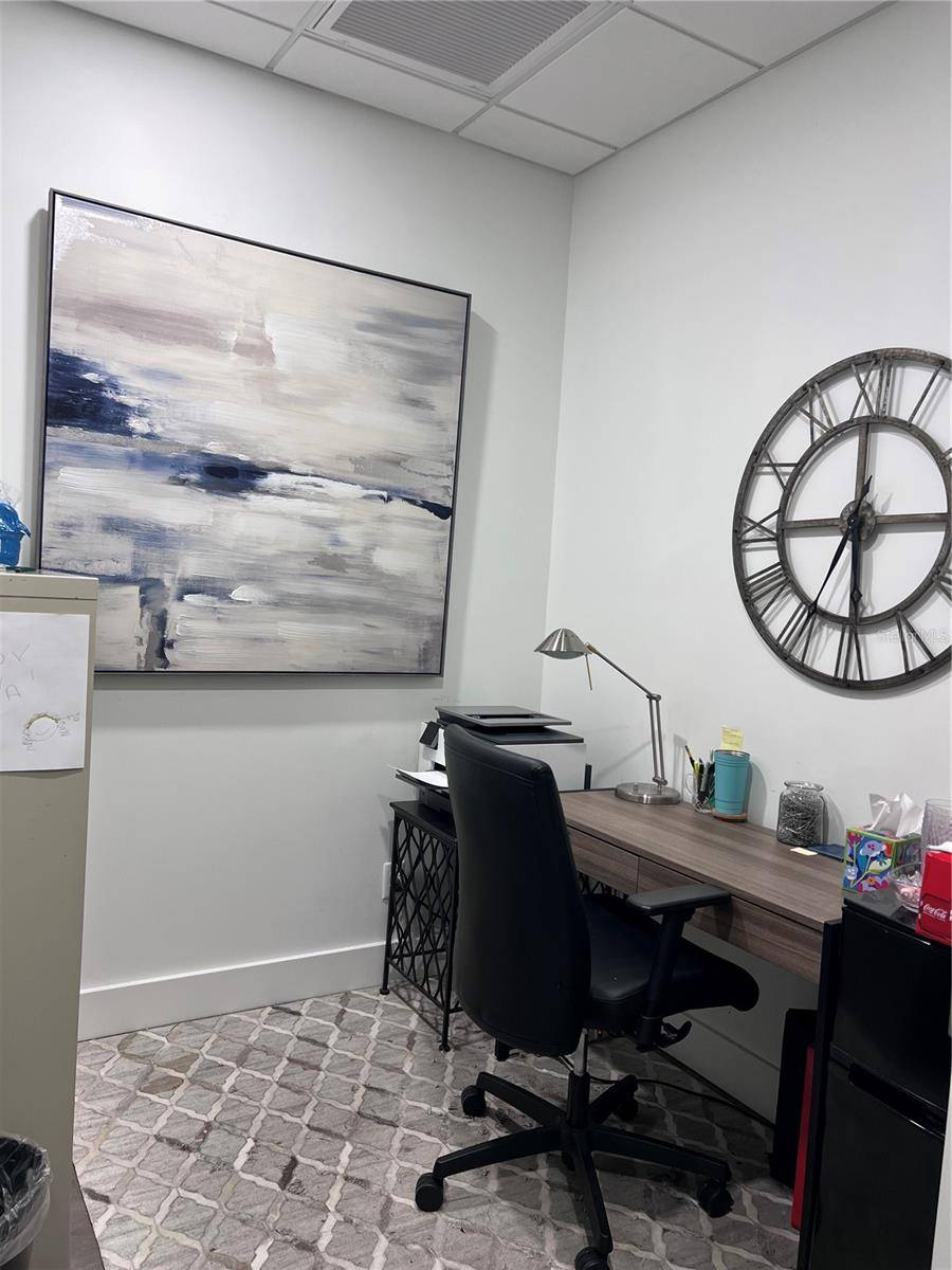 Tampa, FL 33606,515 W BAY ST #100