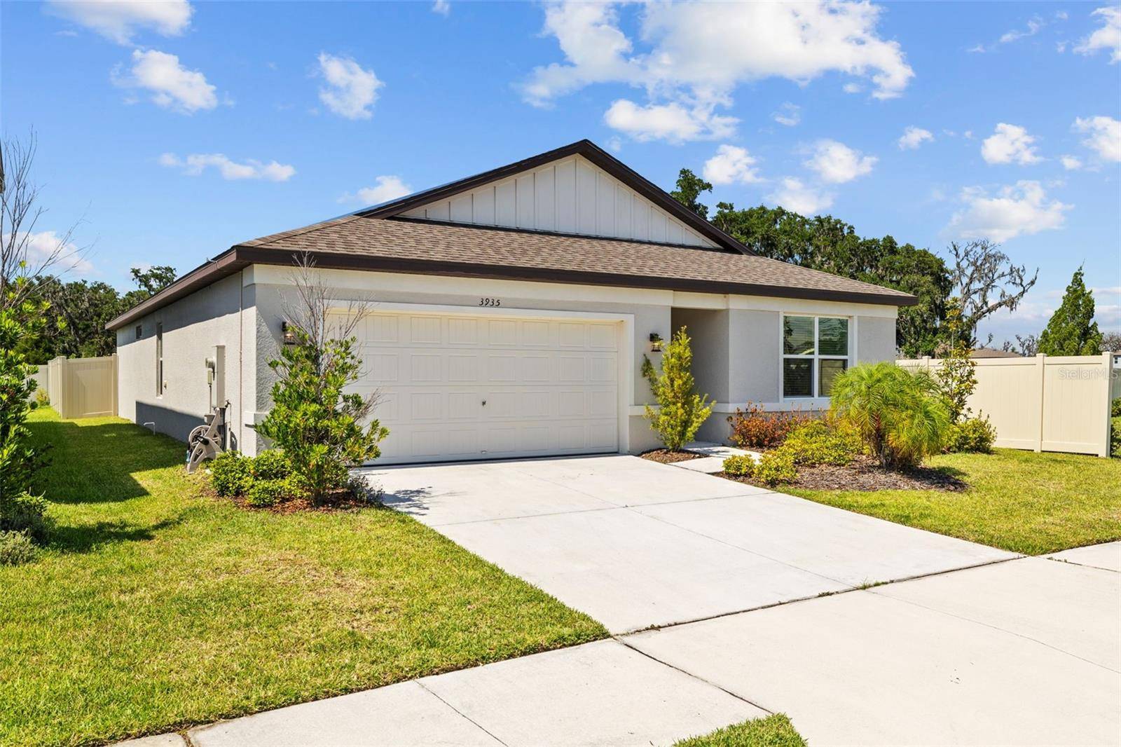 Plant City, FL 33565,3935 CAPRI COAST DR