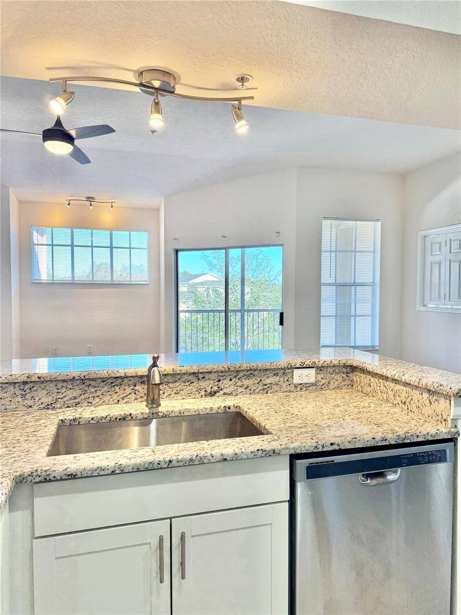 Tampa, FL 33647,5125 PALM SPRINGS BLVD #3301