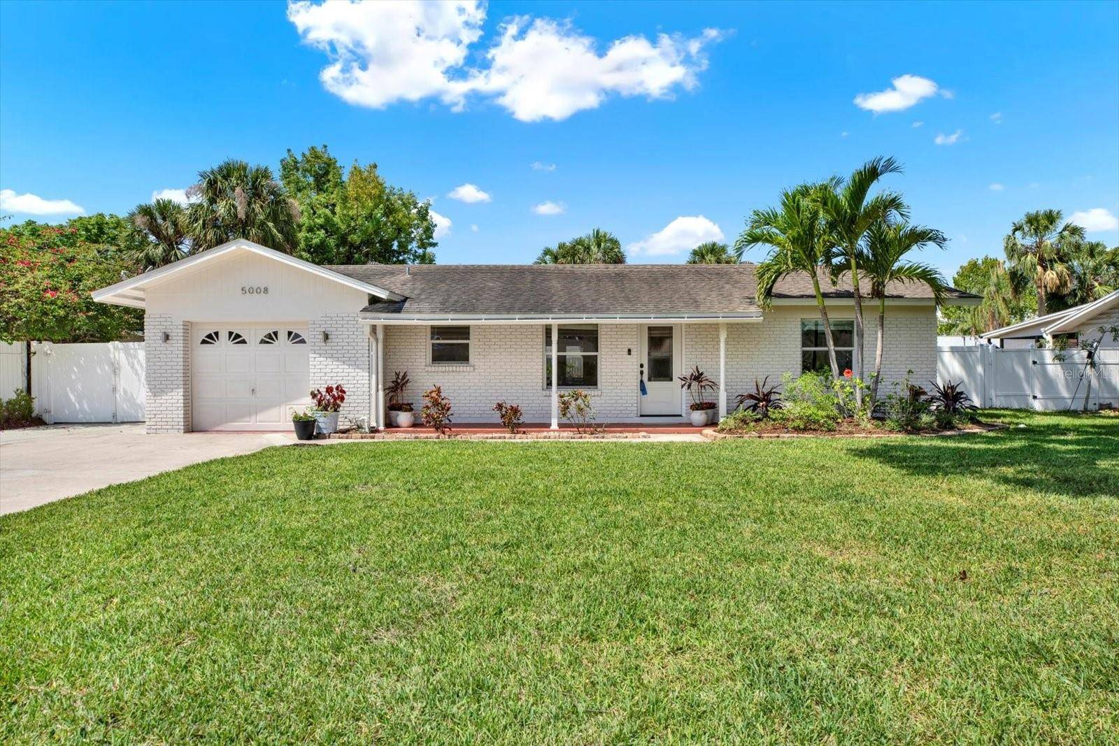 Tampa, FL 33615,5008 STOLLS AVE