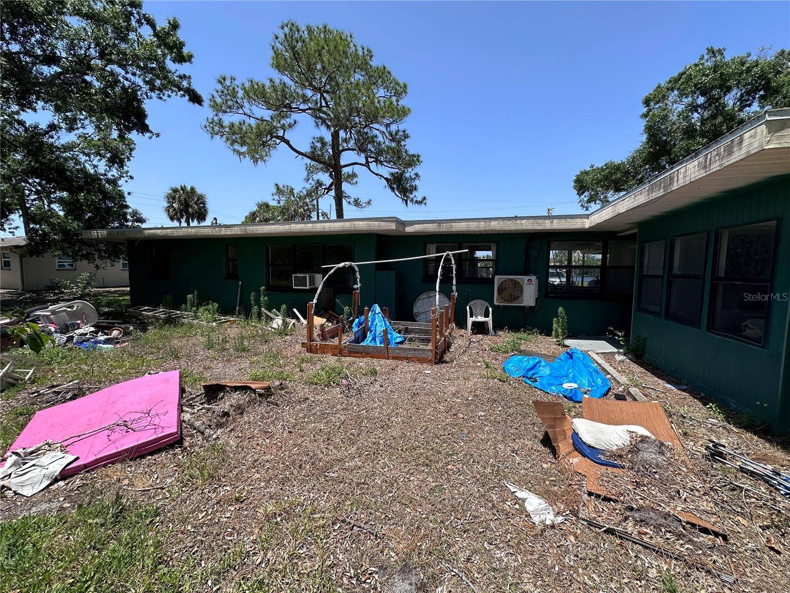 Ruskin, FL 33570,314 DICKMAN DR SW