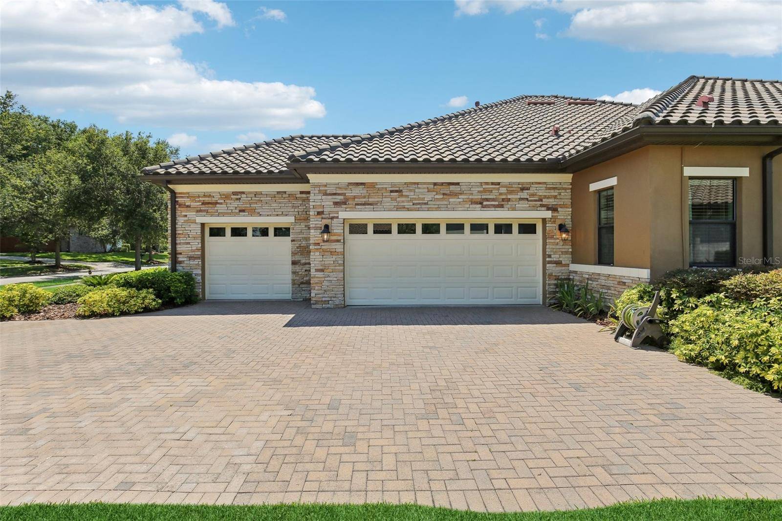 Lithia, FL 33547,14715 FISHHAWK PRESERVE DR