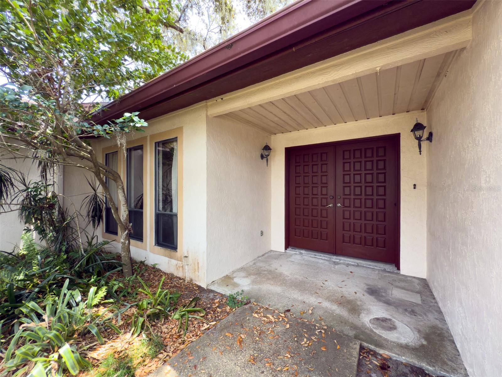 Valrico, FL 33596,1228 RAINBROOK CIR