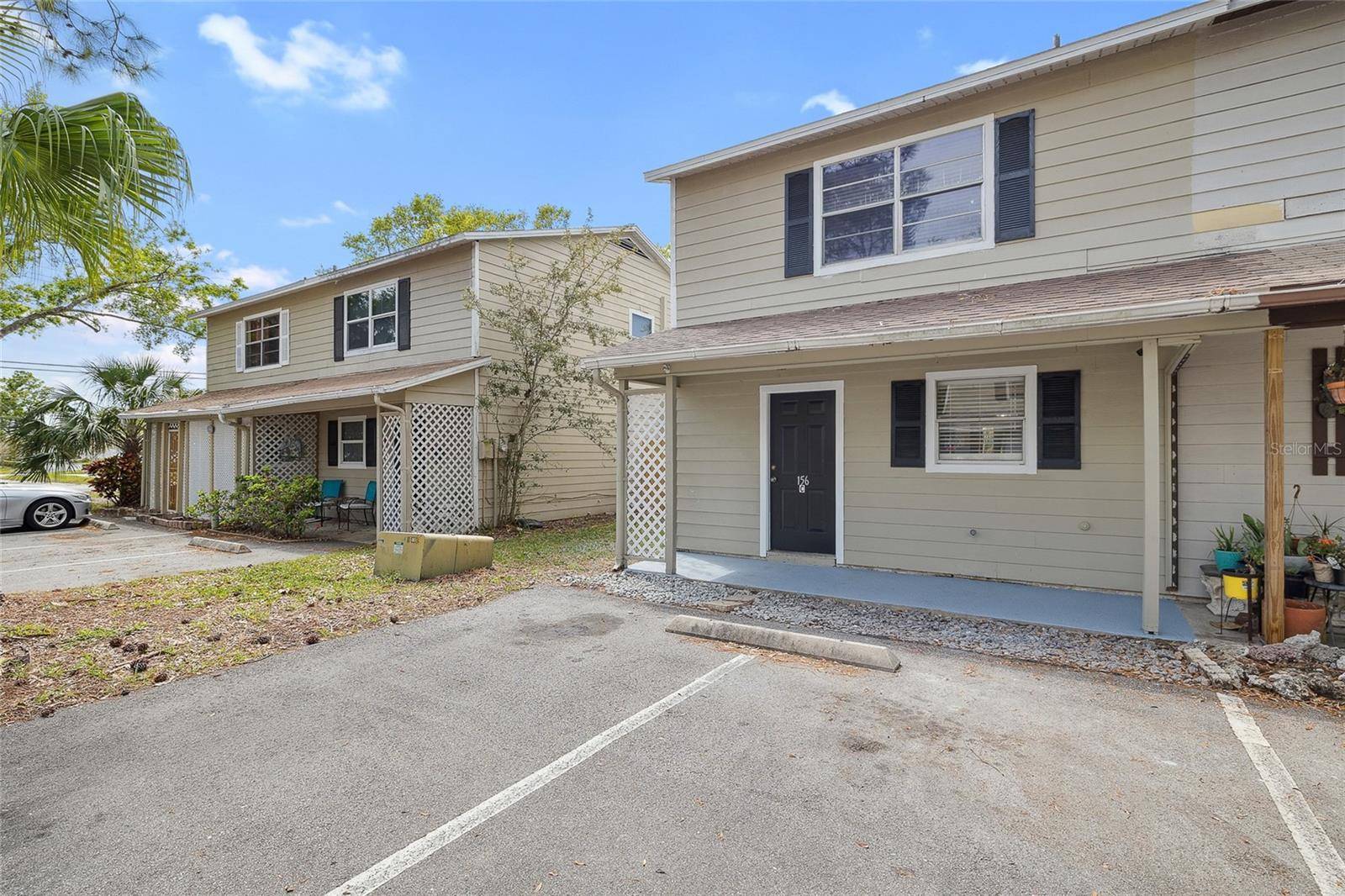 Oldsmar, FL 34677,156 DOUGLAS RD W #C