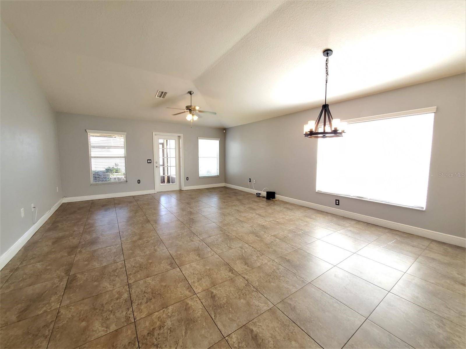 Wimauma, FL 33598,10737 STANDING STONE DR