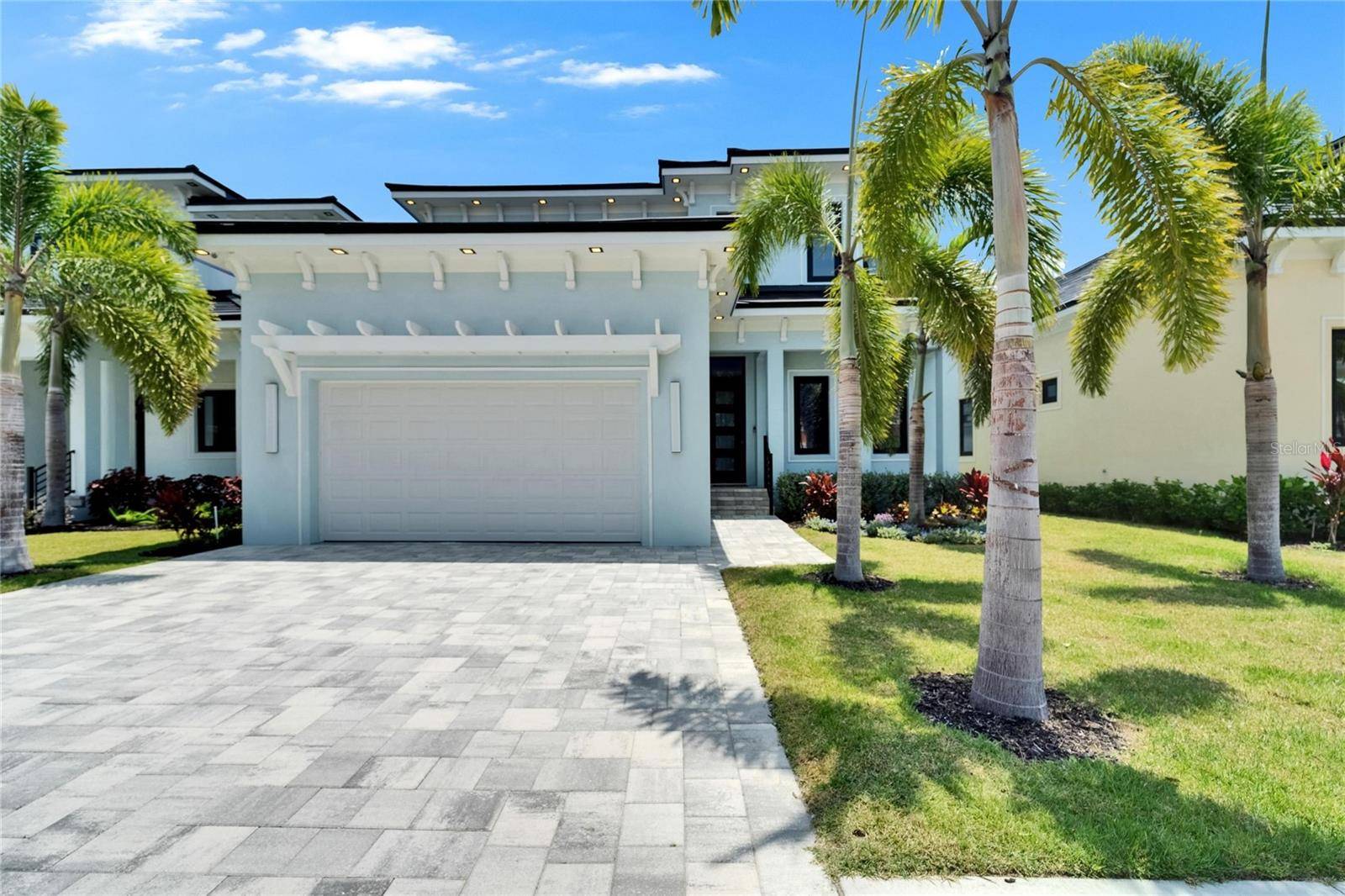 Apollo Beach, FL 33572,6530 SIMONE SHORES CIR