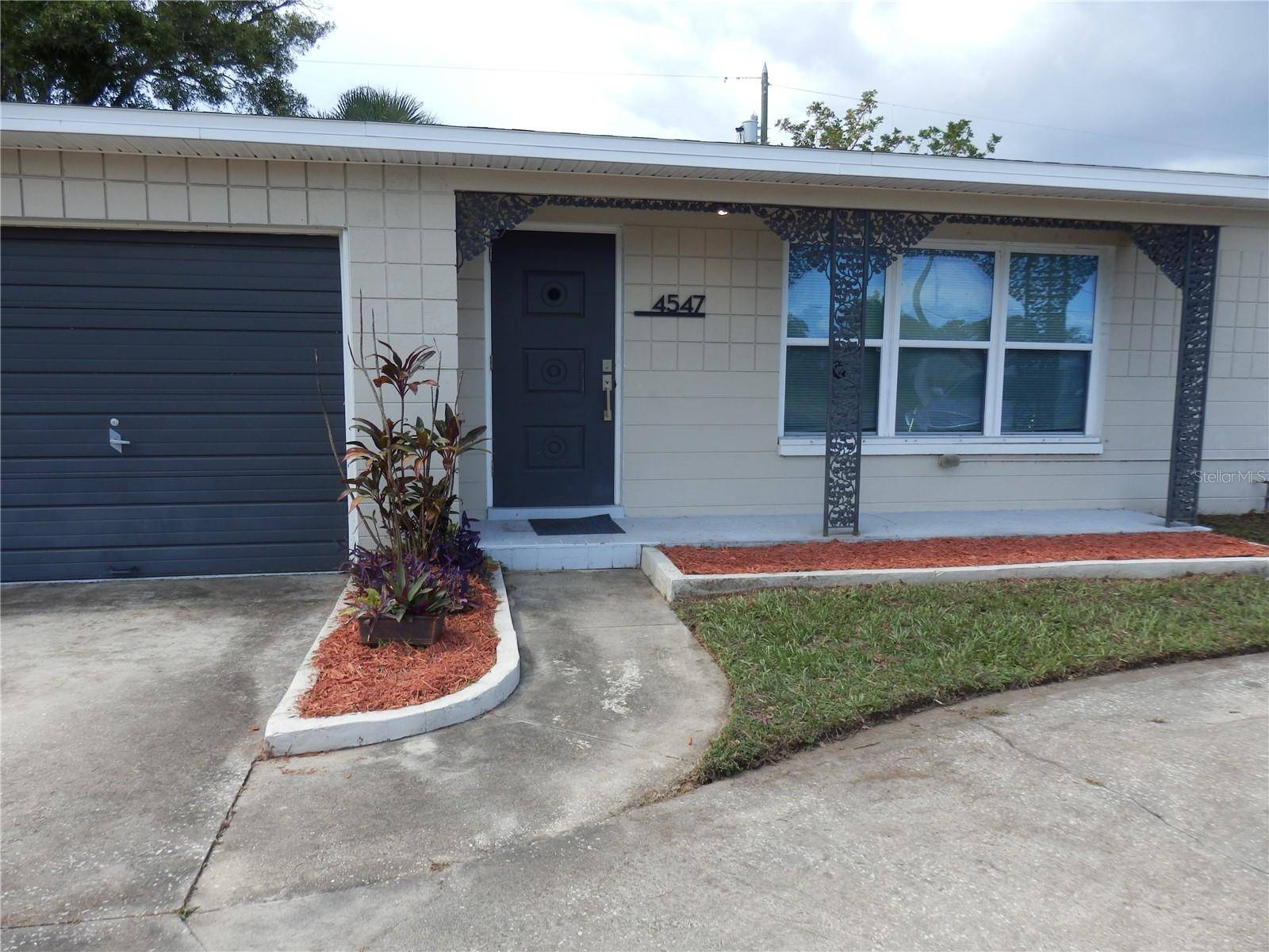 St Petersburg, FL 33714,4547 54TH AVE N
