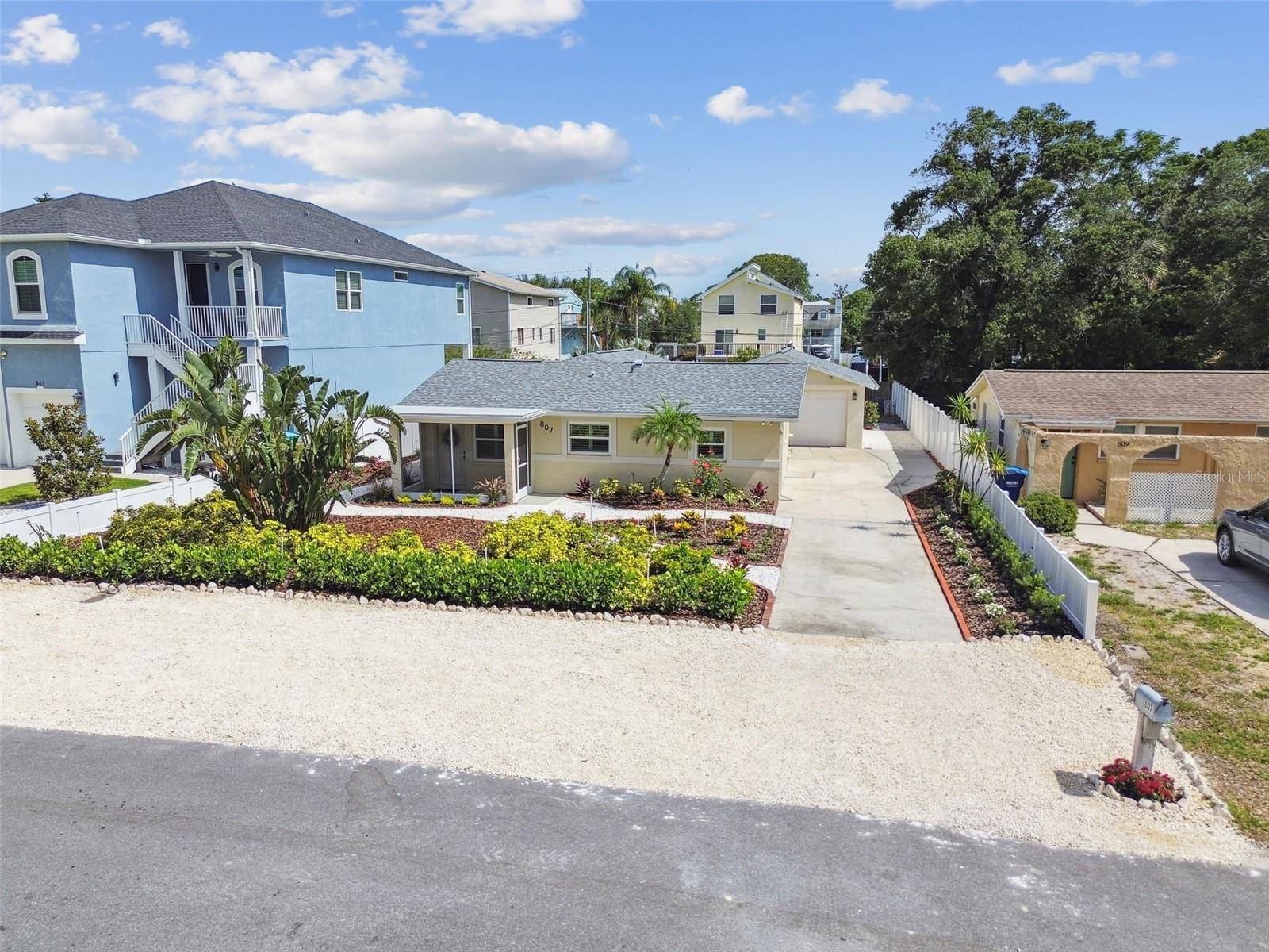 Palm Harbor, FL 34683,807 ILLINOIS AVE