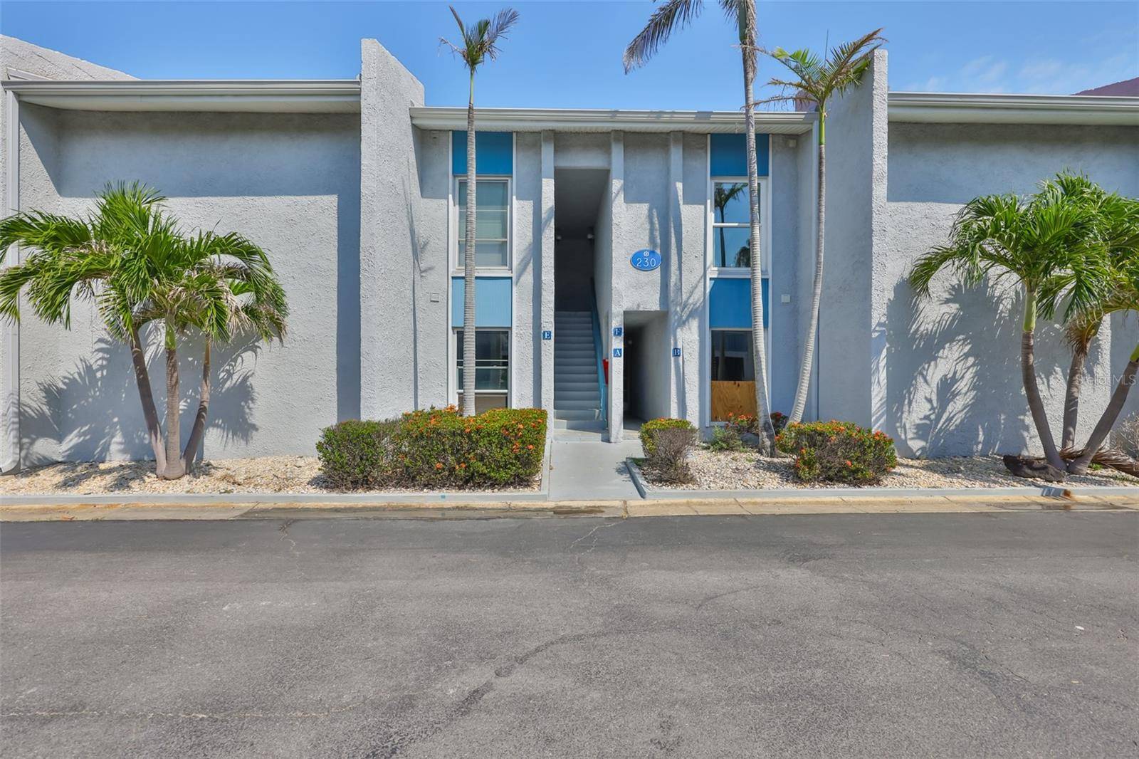 Madeira Beach, FL 33708,230 MEDALLION BLVD #F