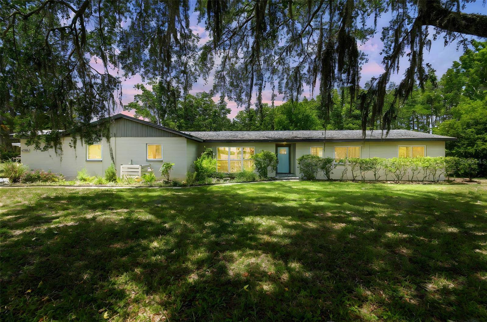 Lutz, FL 33558,2205 HENLEY RD