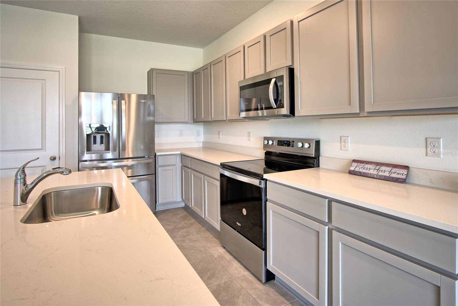 Apollo Beach, FL 33572,474 MANGROVE SHADE CIR