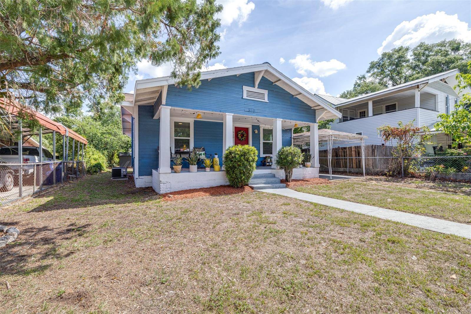 Tampa, FL 33603,910 E CHELSEA ST