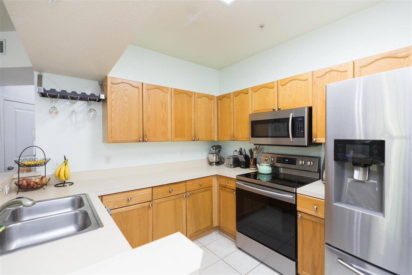 Tampa, FL 33647,5125 PALM SPRINGS BLVD #2206