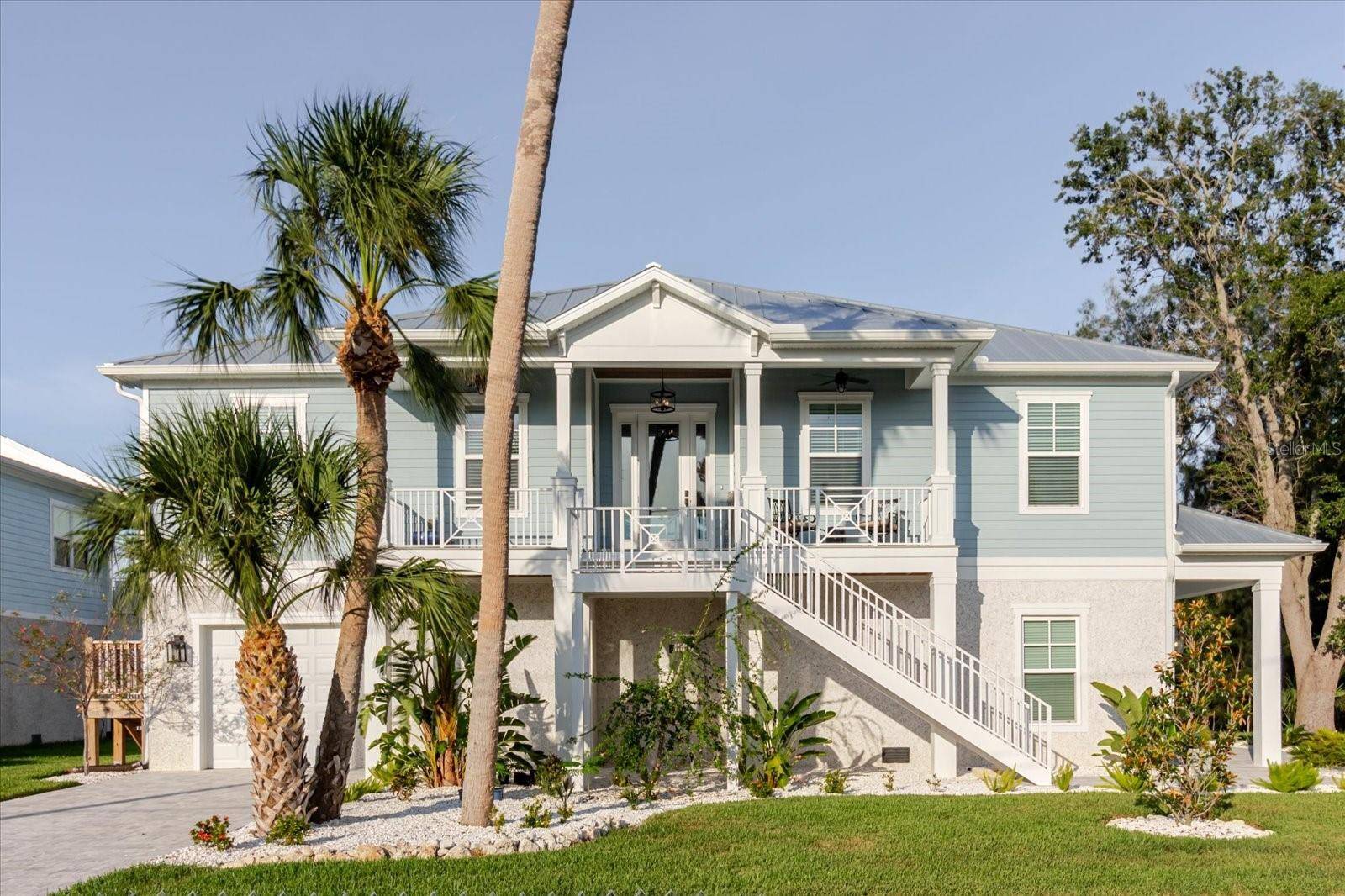 Tarpon Springs, FL 34689,216 HIGH ST