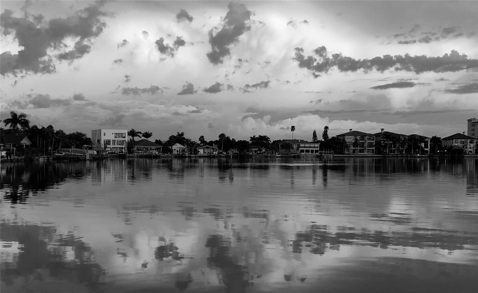 Redington Shores, FL 33708,861 180TH AVE E