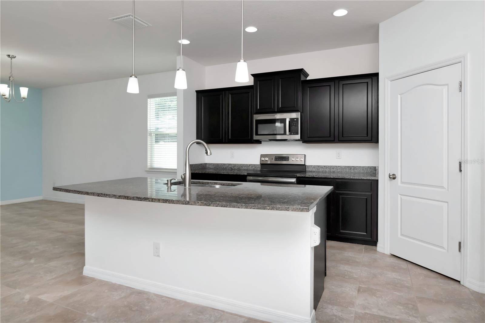 Wesley Chapel, FL 33545,5446 SUNCATCHER DR
