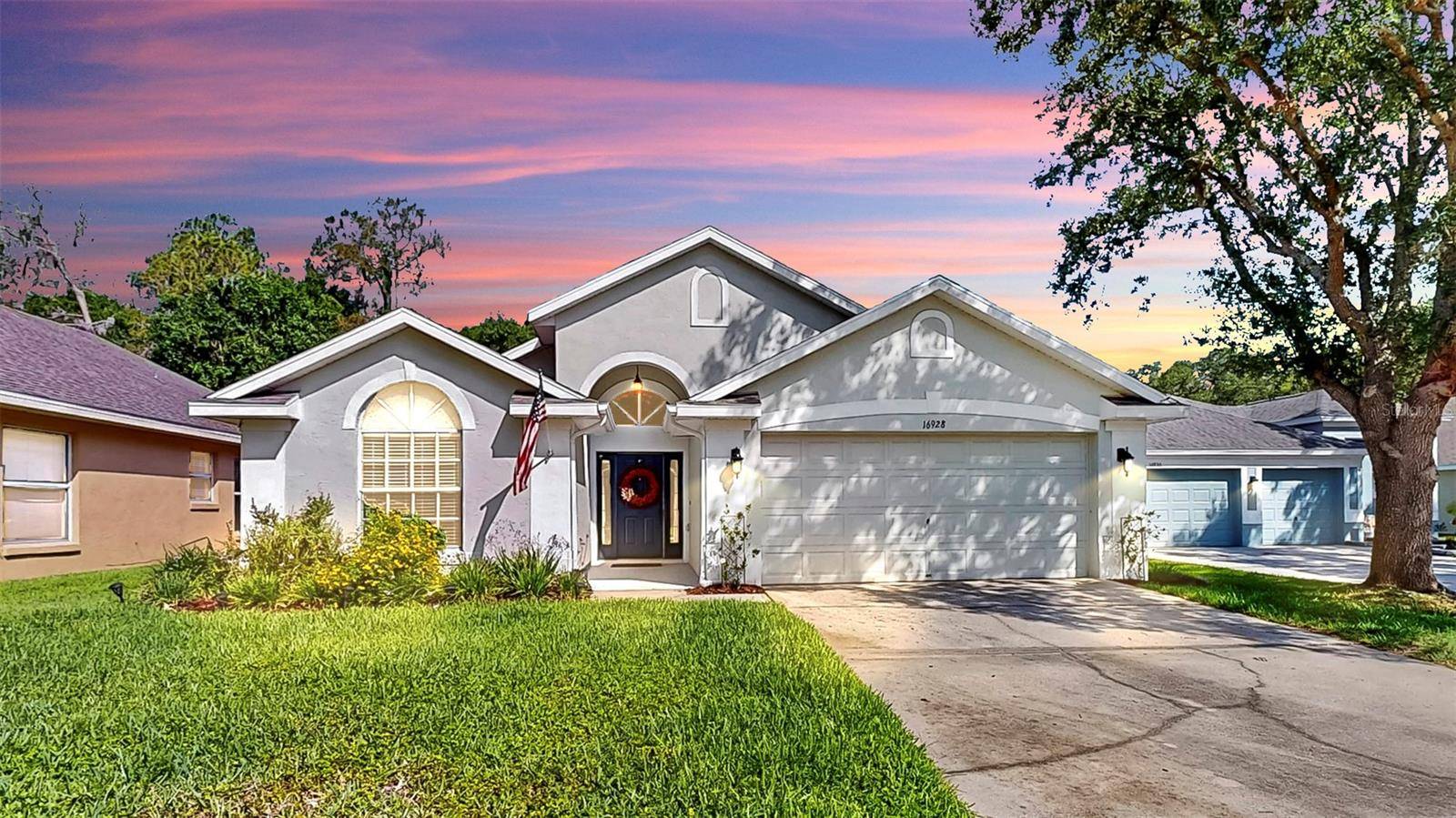 Lithia, FL 33547,16928 HAWKRIDGE RD
