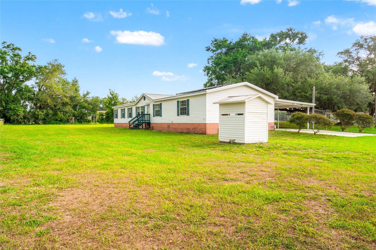 Dade City, FL 33525,27549 FISHER LN