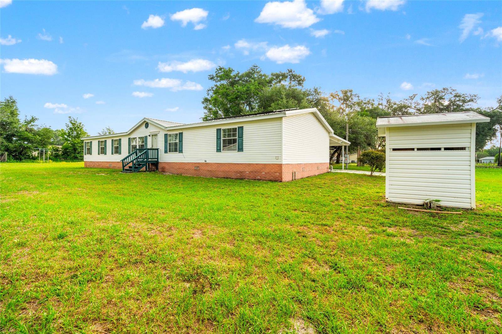 Dade City, FL 33525,27549 FISHER LN