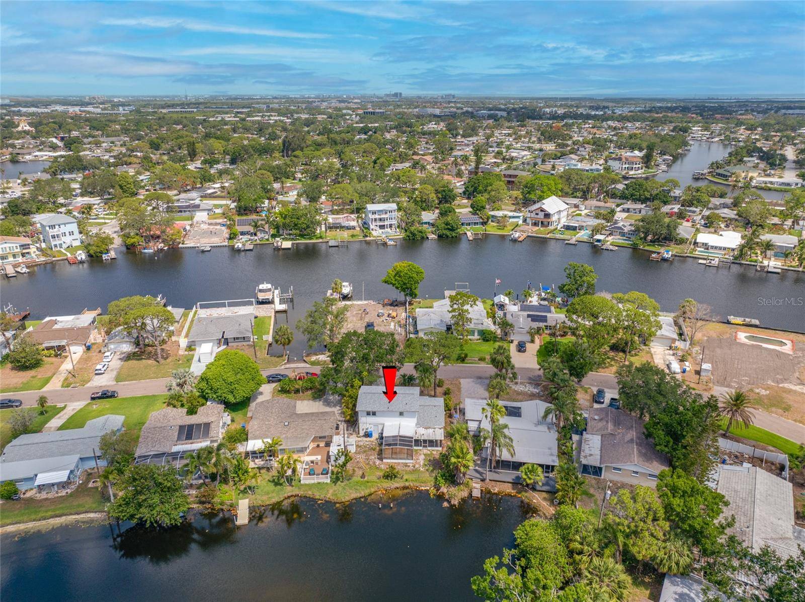 St Petersburg, FL 33702,320 TALLAHASSEE DR NE