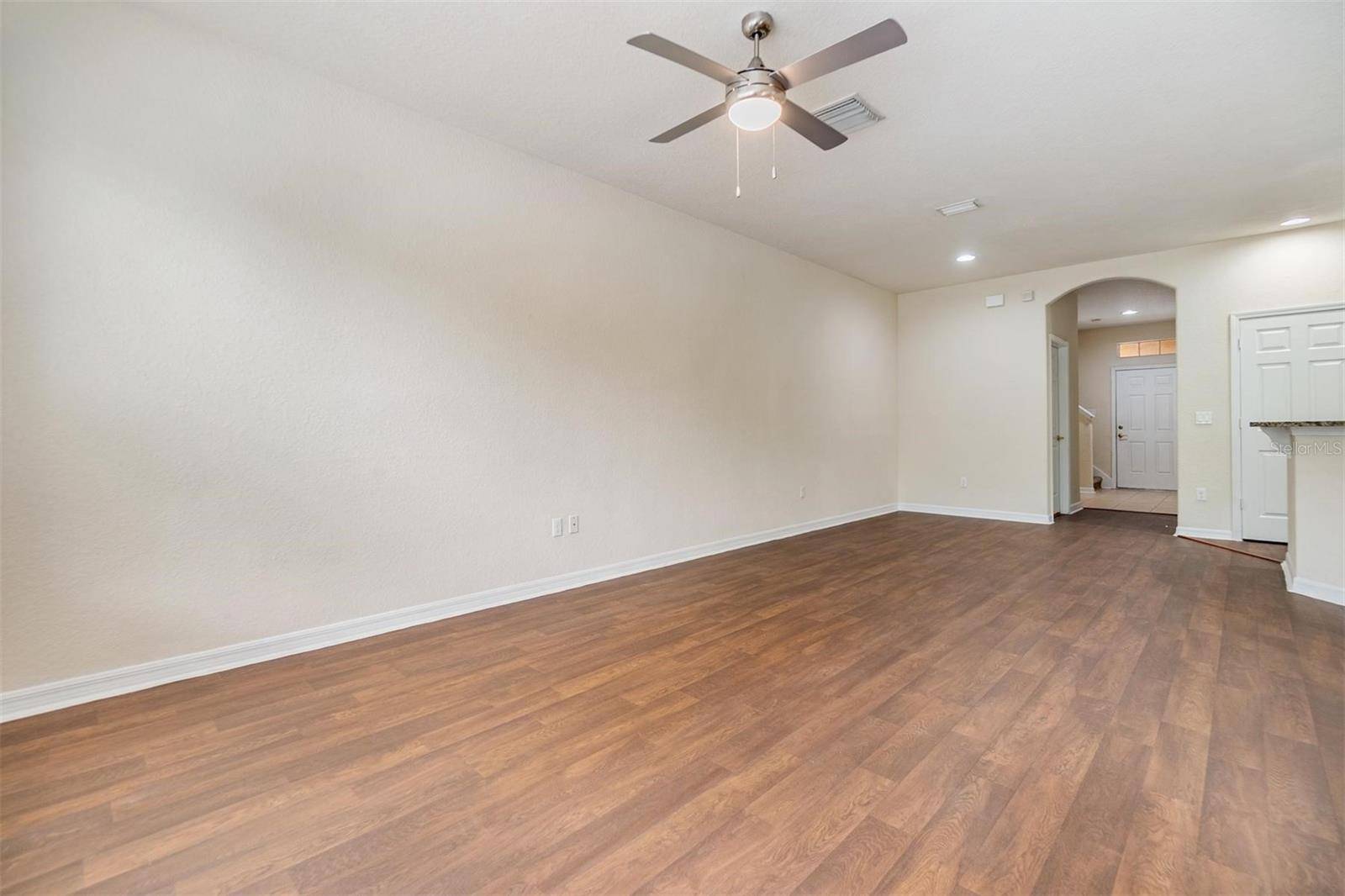 Wesley Chapel, FL 33544,3922 SILVERLAKE WAY