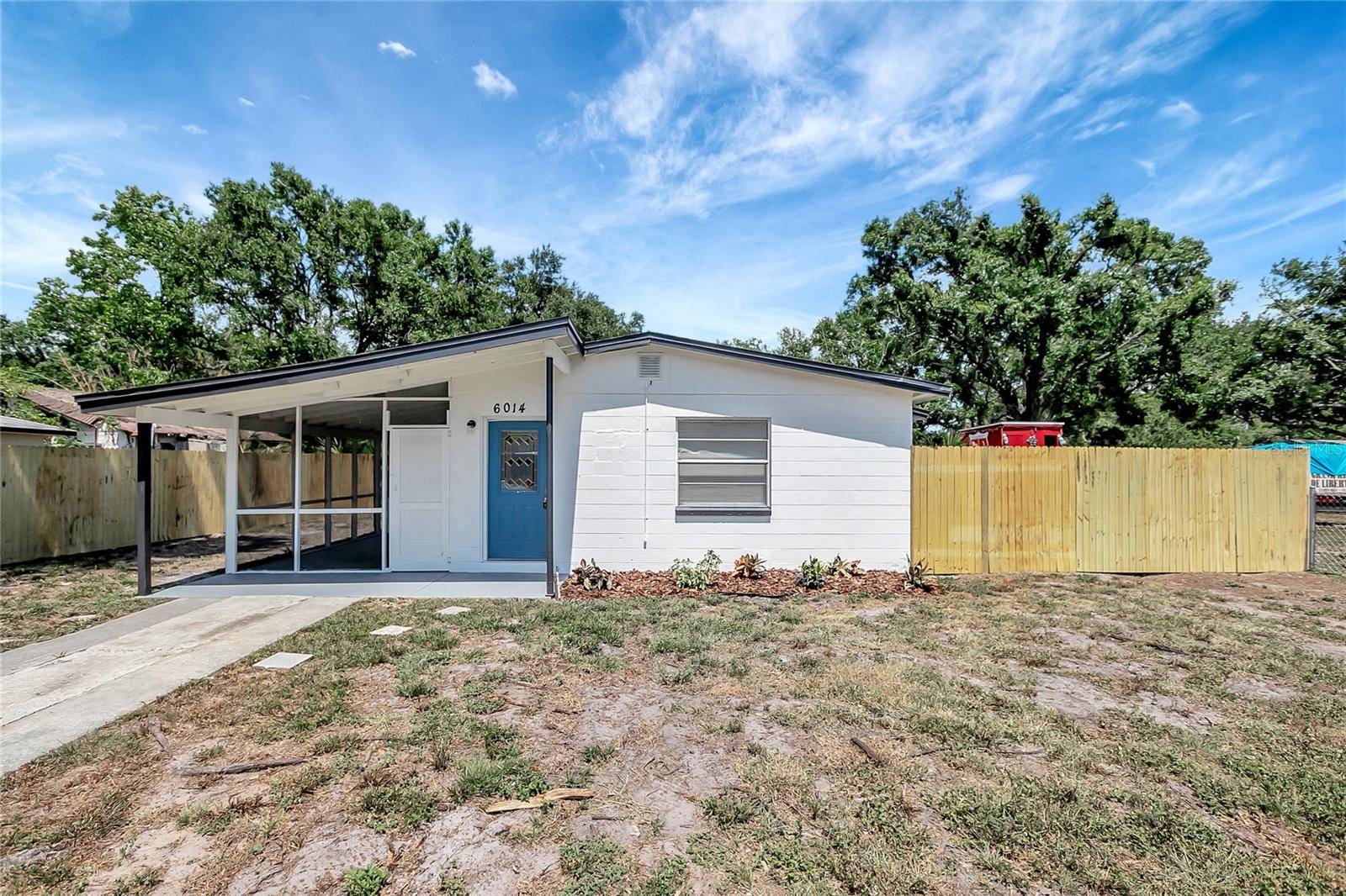 Tampa, FL 33619,6014 S 82ND ST