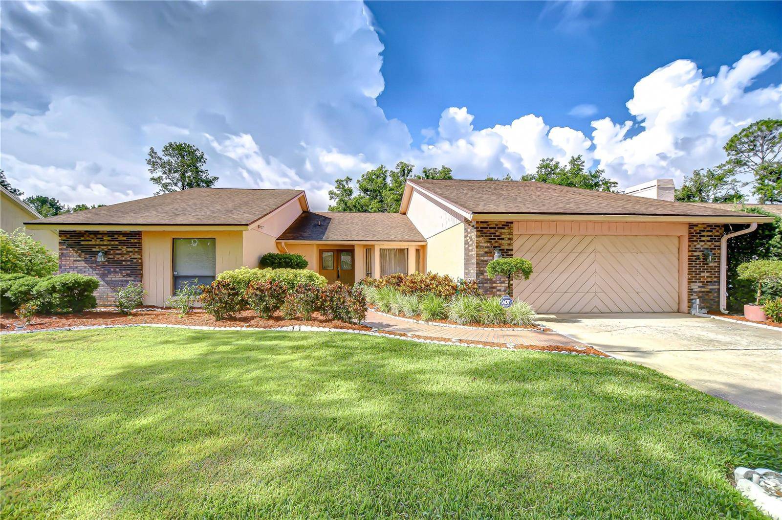 Tampa, FL 33624,13903 WOLCOTT DR