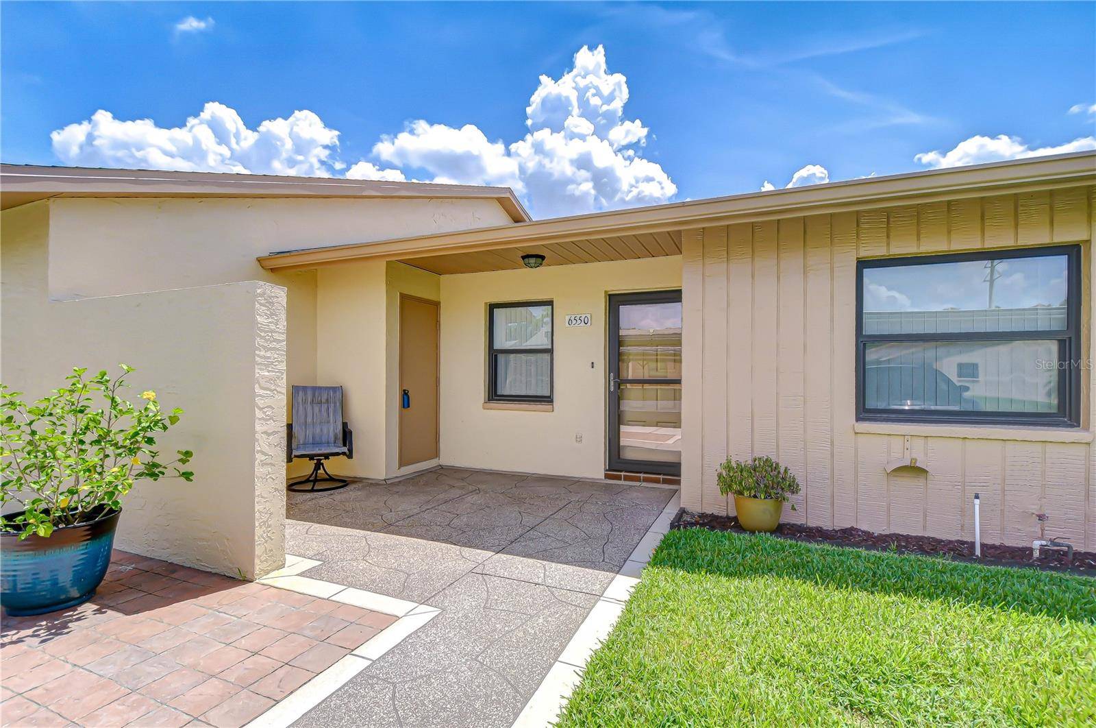 Zephyrhills, FL 33542,6550 TEAK CT
