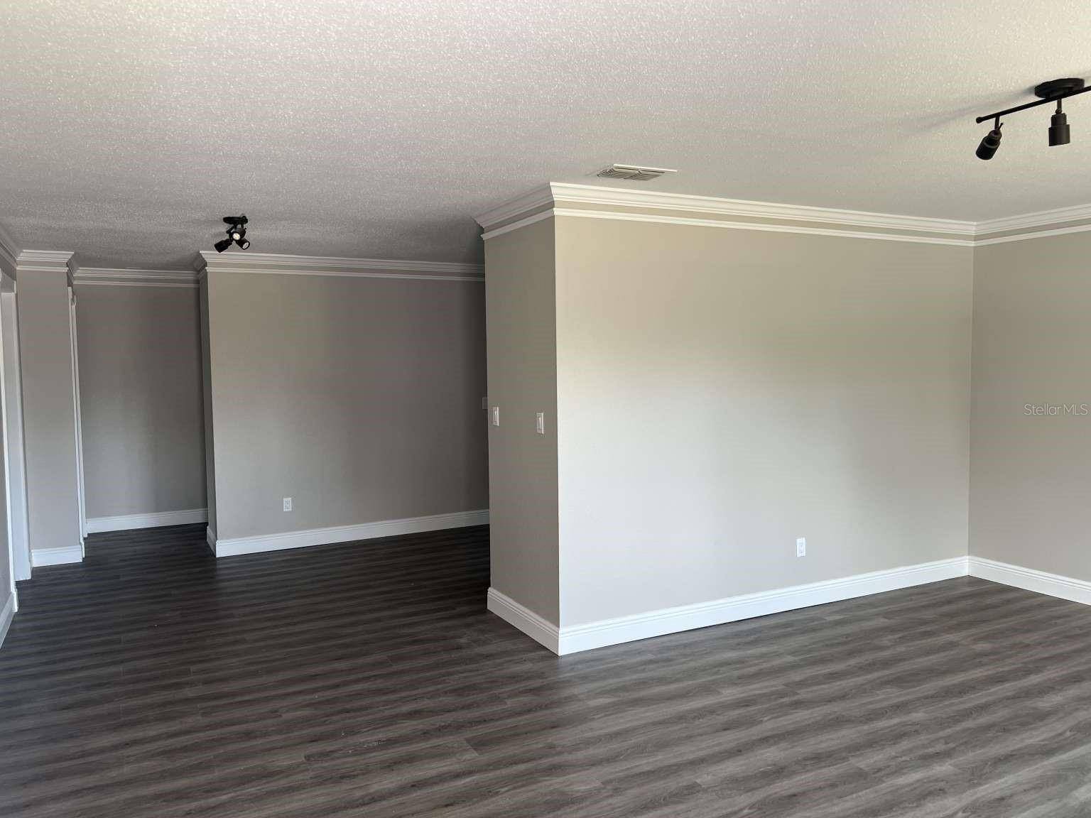 St Petersburg, FL 33703,639 48TH AVE N