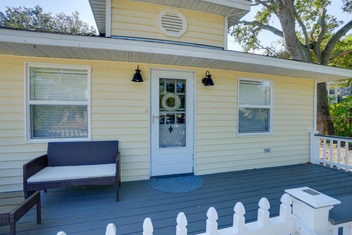 Palm Harbor, FL 34683,284 NORTH ST