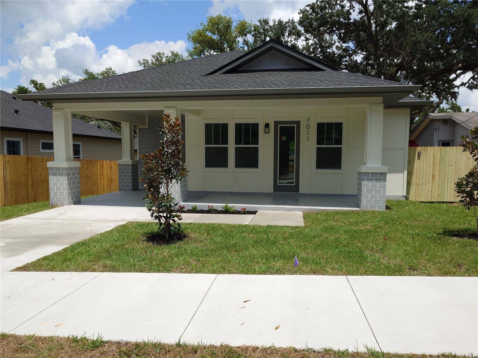 Tampa, FL 33610,7011 N 15TH ST