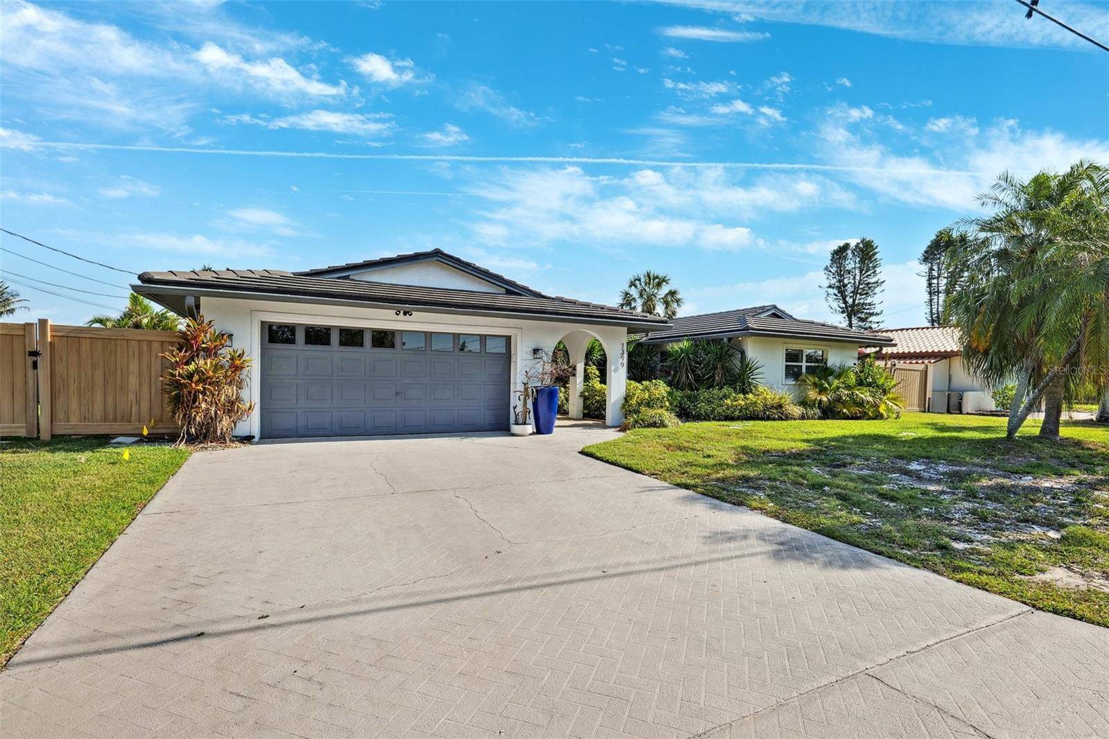St Petersburg, FL 33703,1399 49TH AVE NE