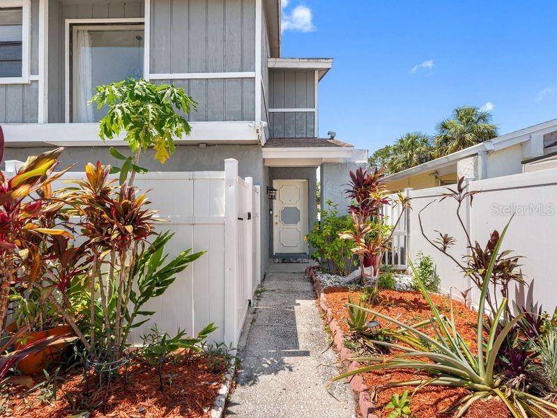 Tampa, FL 33624,4813 GLENAIRE CT