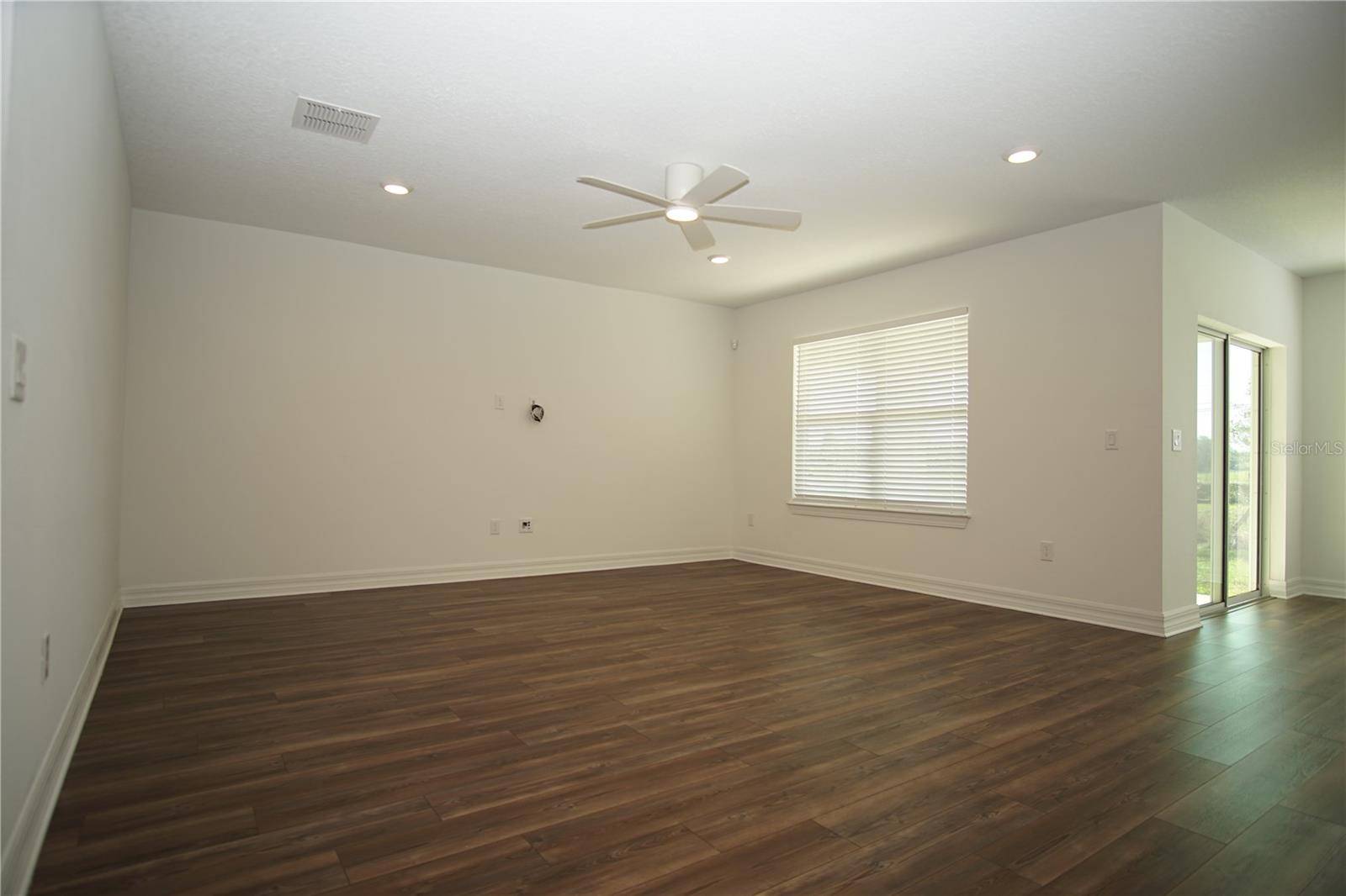 Thonotosassa, FL 33592,9512 SUMMERS CAY CIR