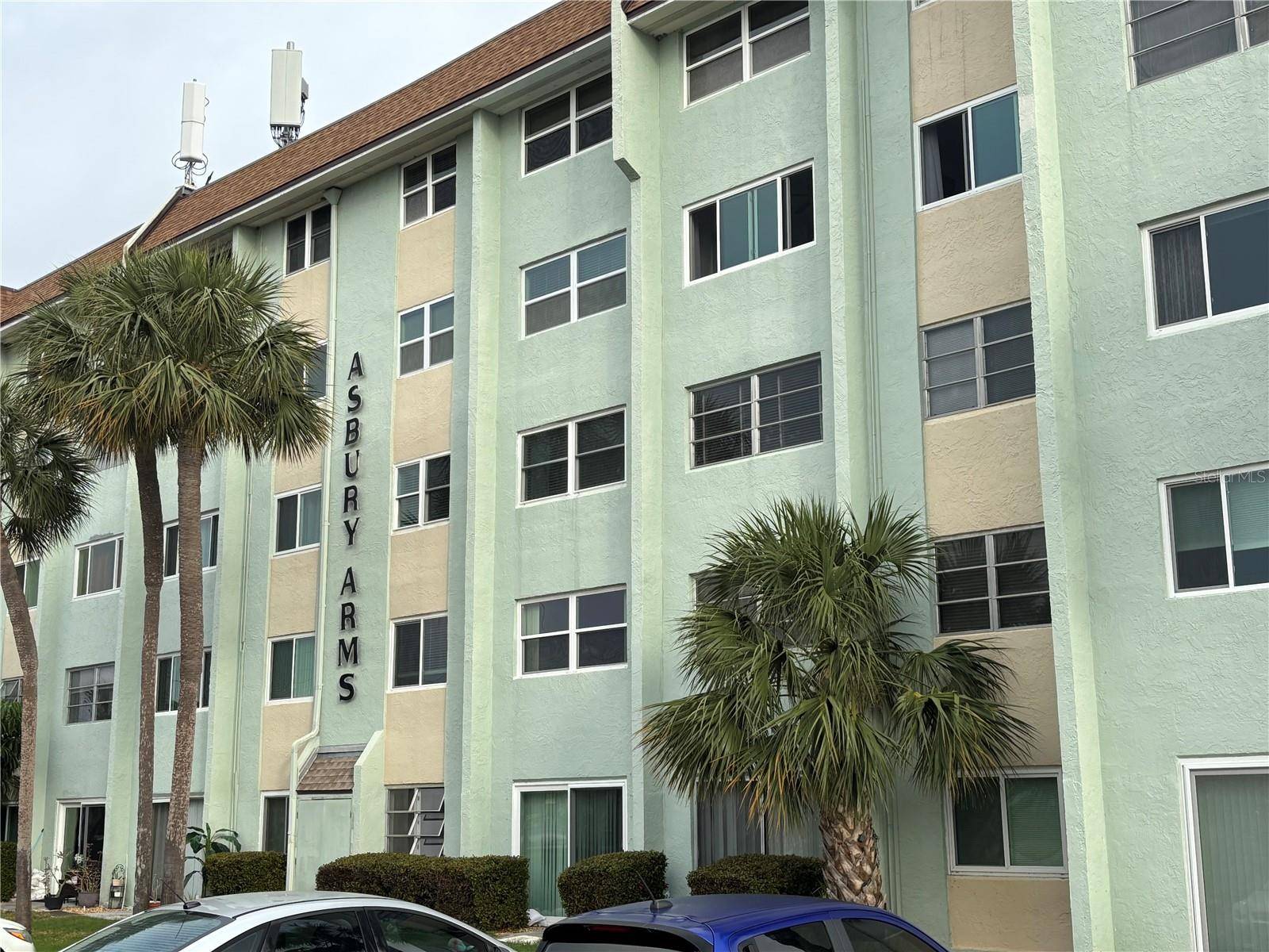St Petersburg, FL 33702,801 83RD AVE N #107