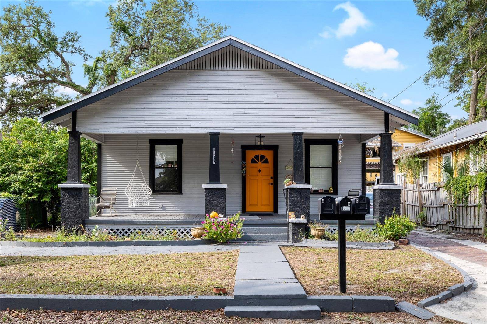 Tampa, FL 33603,1021 E CAYUGA ST