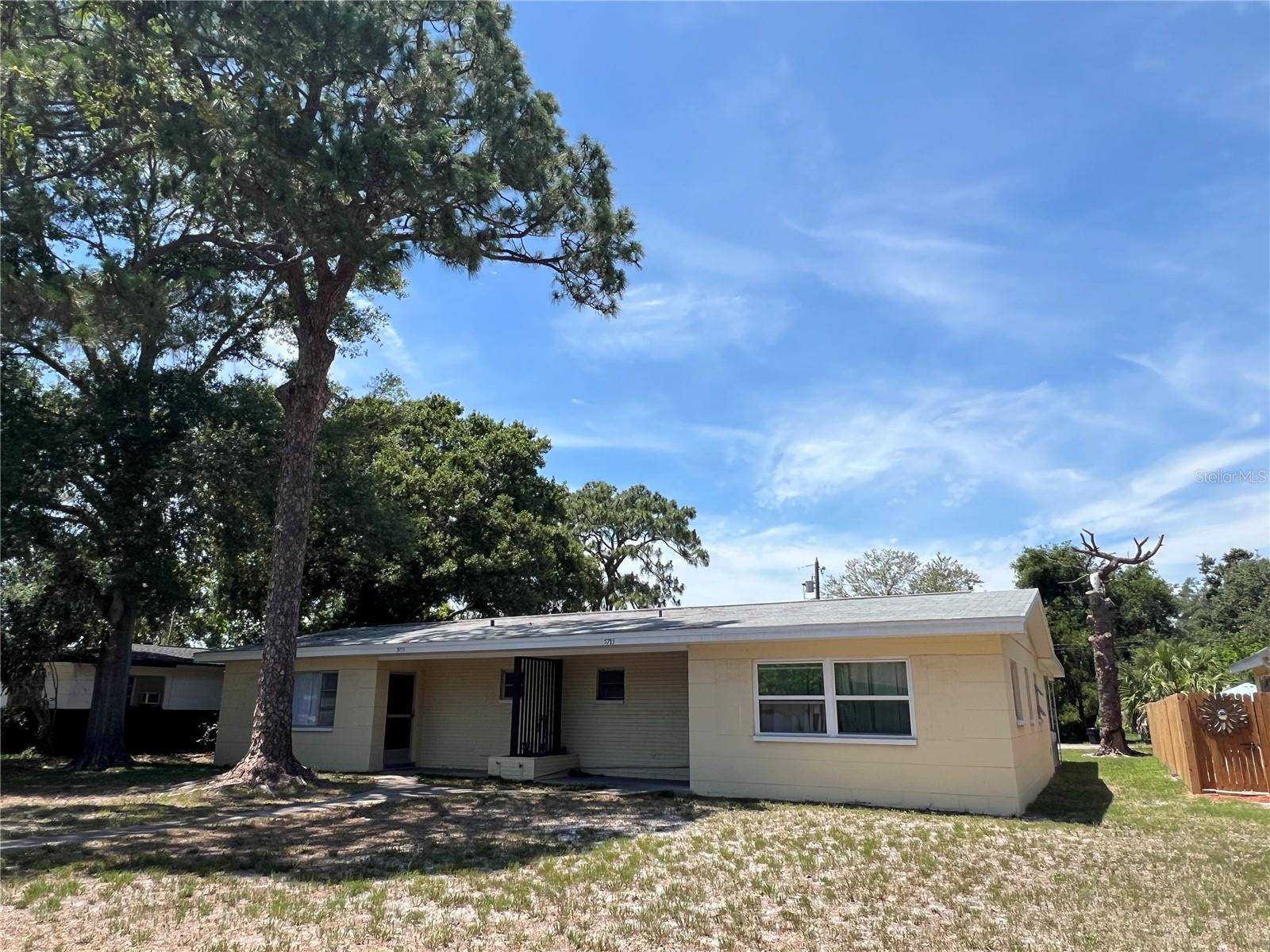 Gulfport, FL 33707,5713 21ST AVE S
