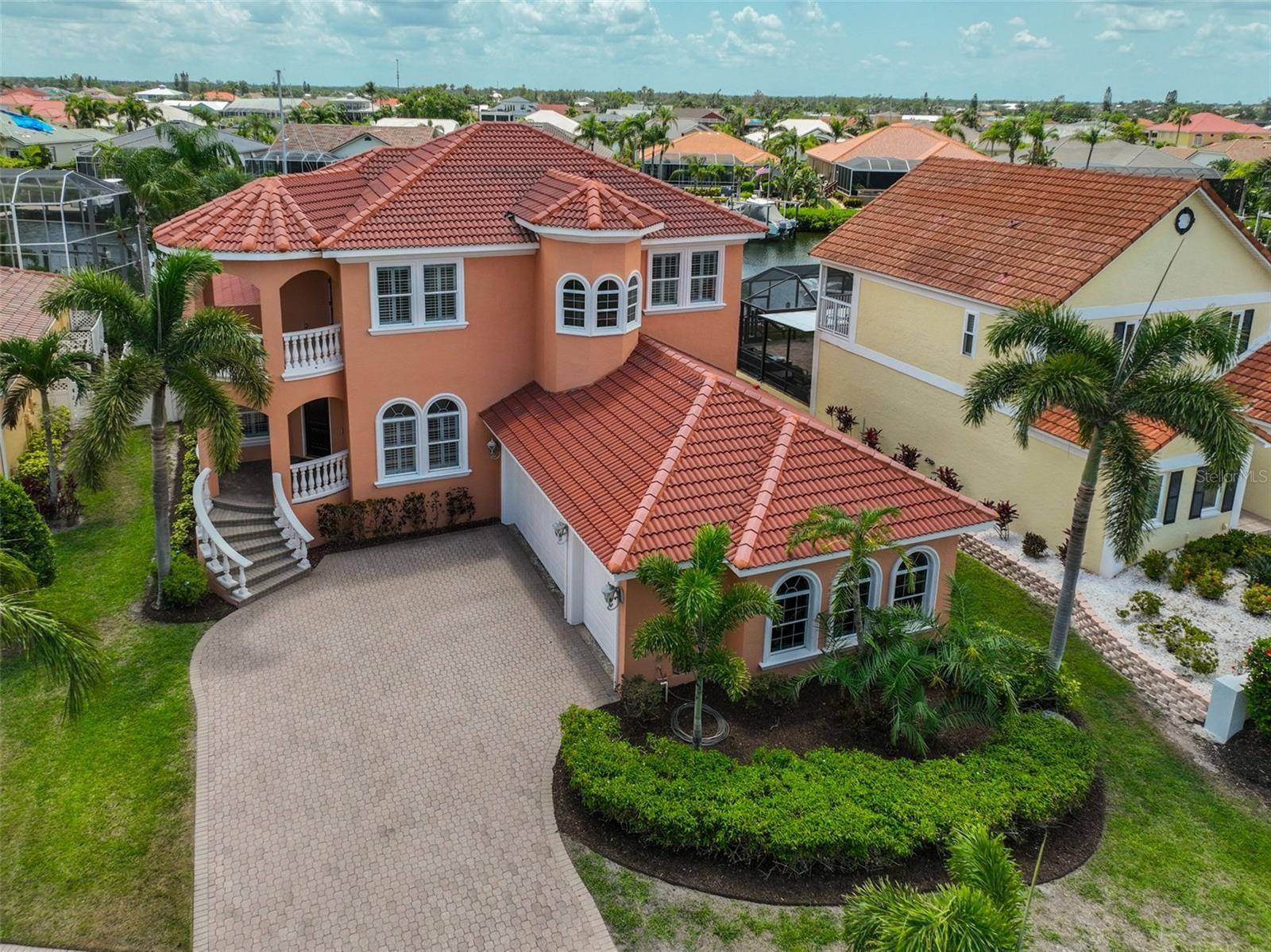 Apollo Beach, FL 33572,920 SYMPHONY ISLES BLVD