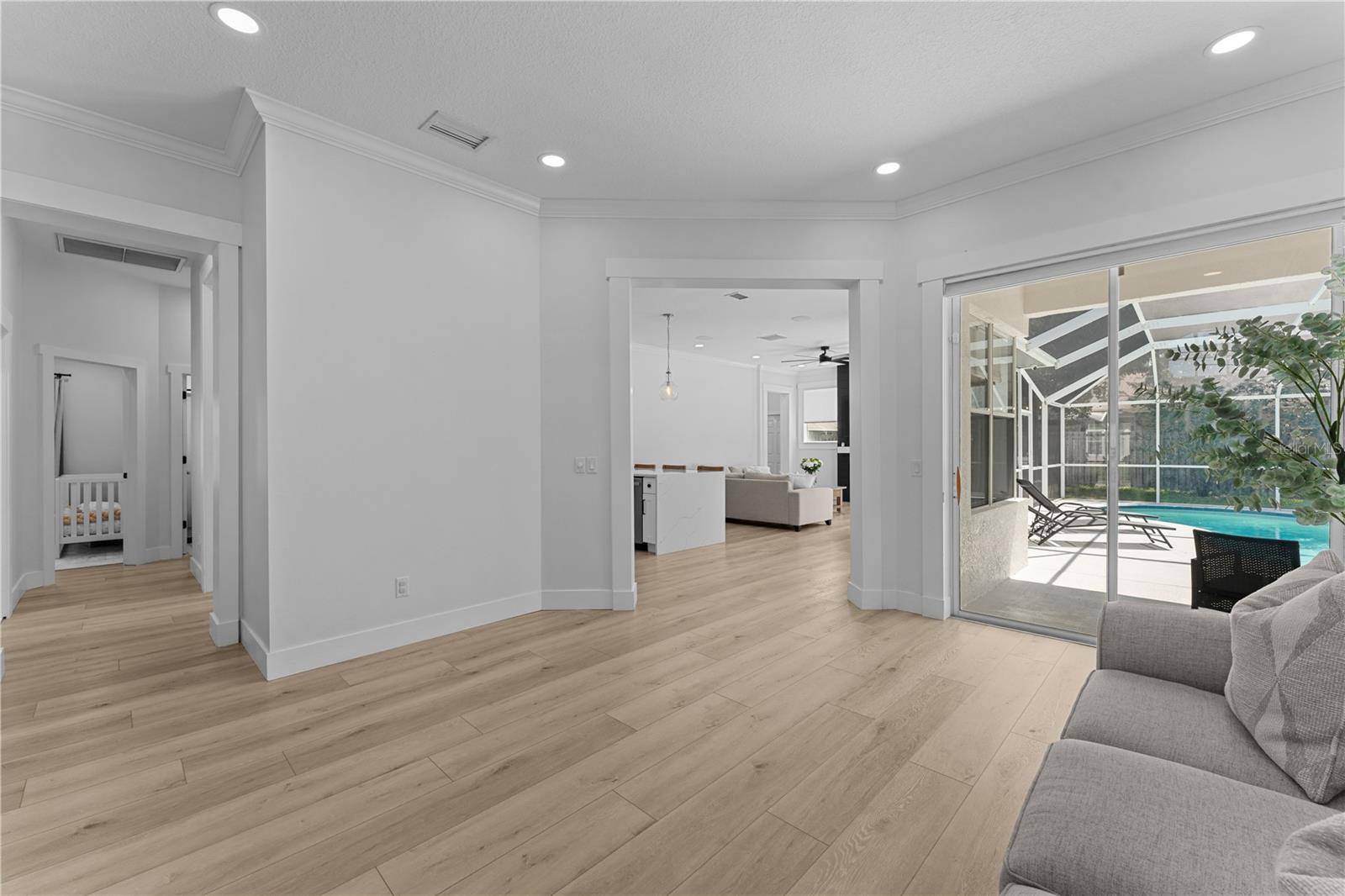 Tarpon Springs, FL 34688,403 CARRIAGE HOUSE LN