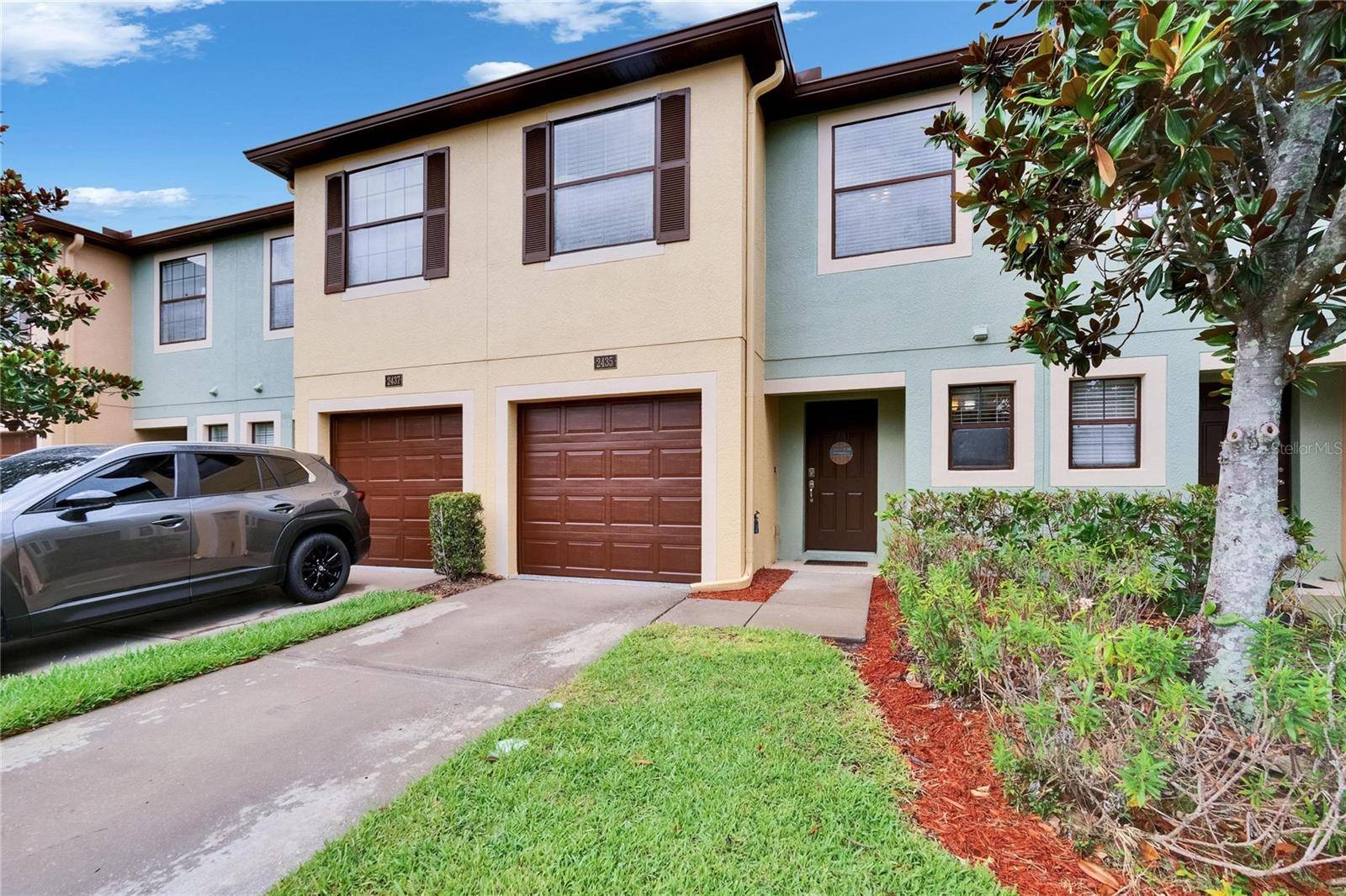Brandon, FL 33511,2435 EDGEWATER FALLS DR