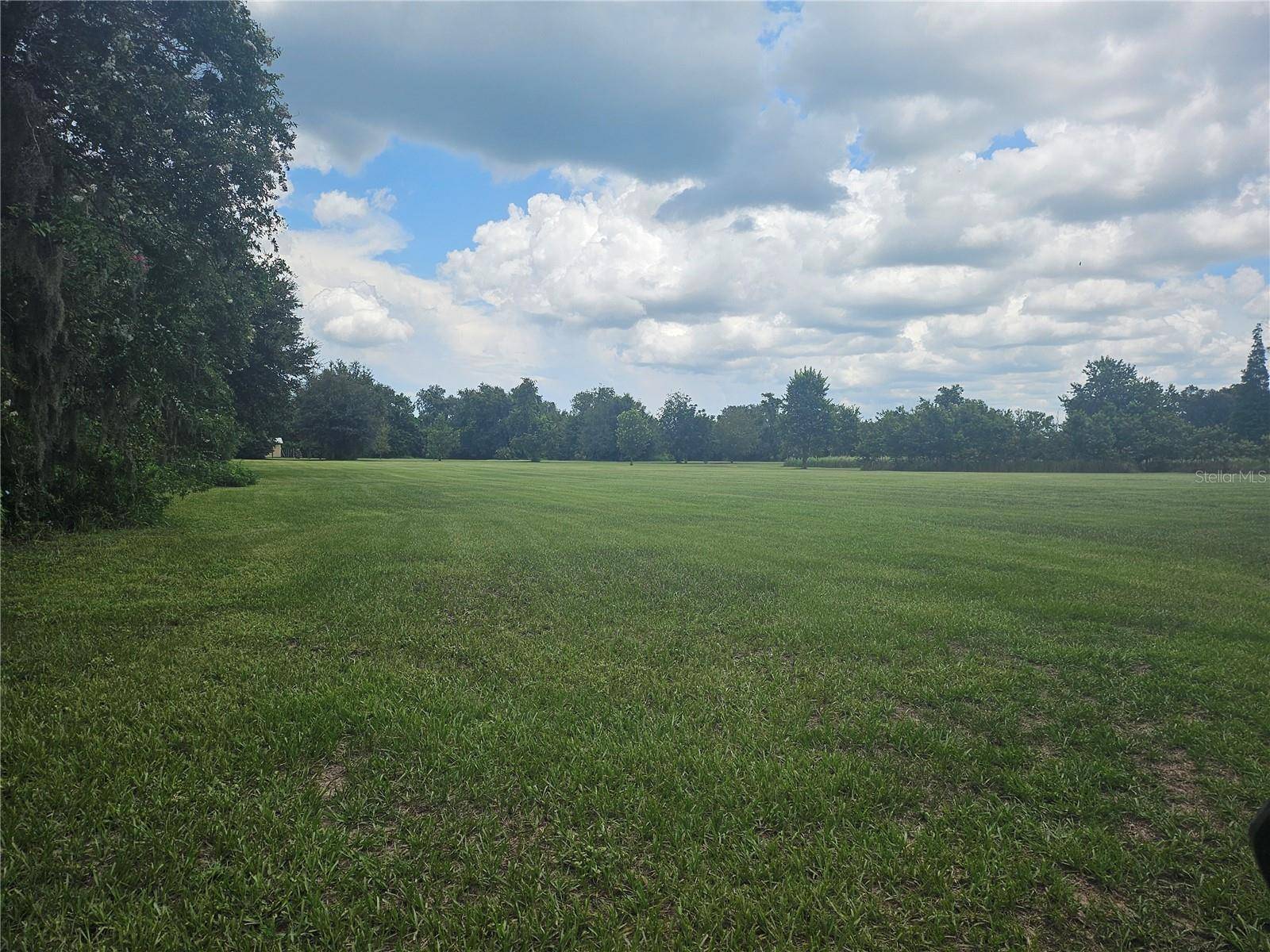 Lithia, FL 33547,2452 WELCOME RD