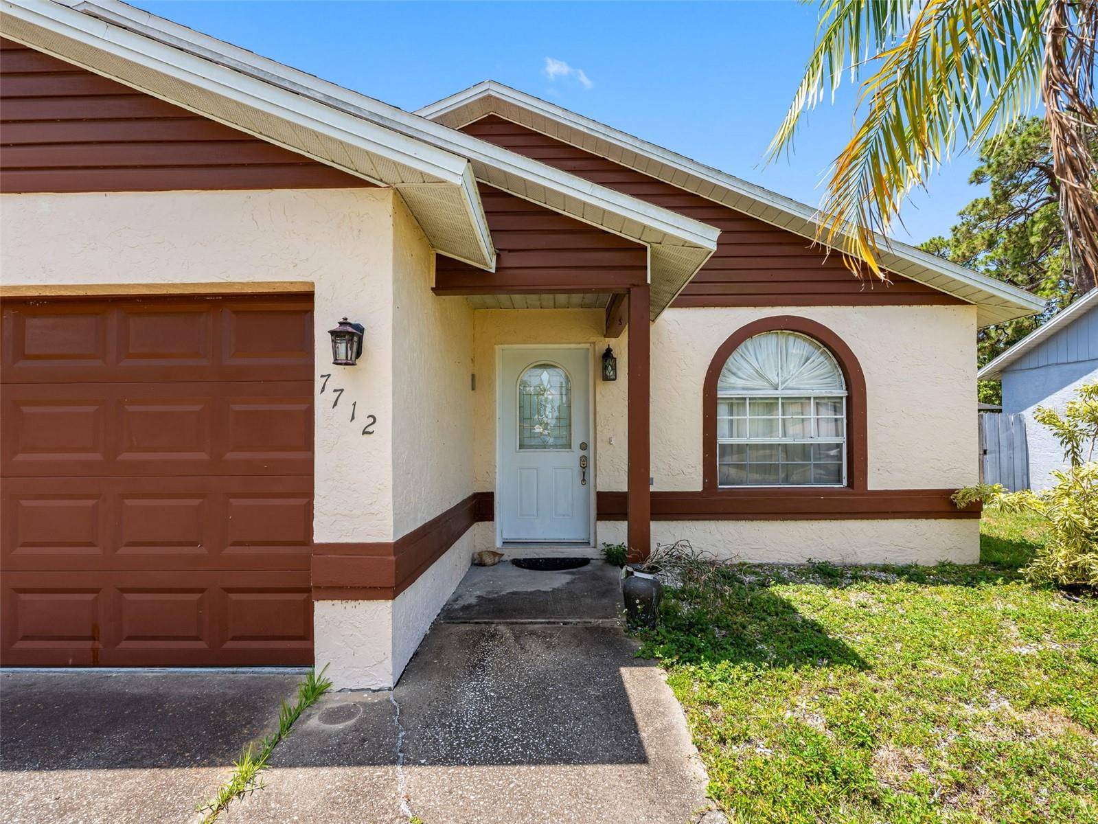 St Petersburg, FL 33709,7712 40TH TER N