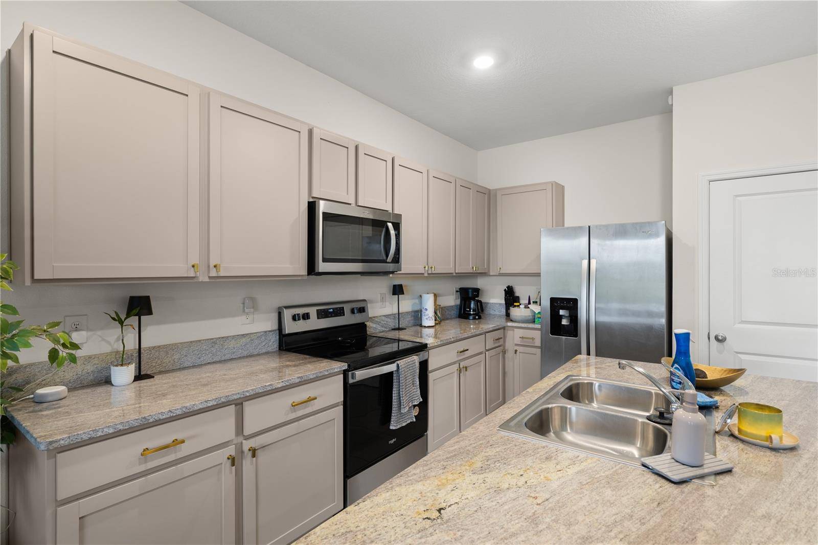 Wesley Chapel, FL 33543,34248 REDWOOD DAWN LN