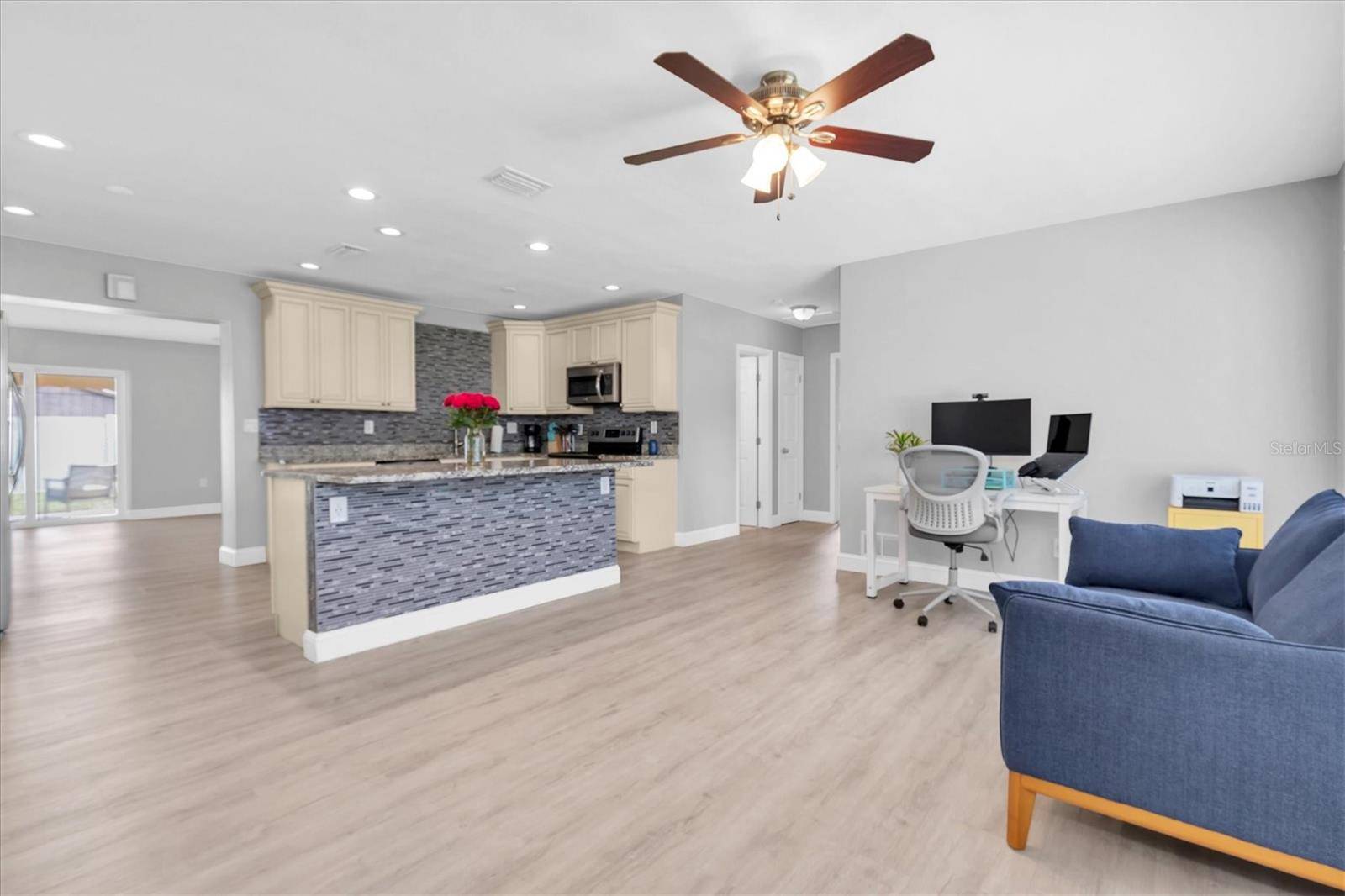 St Petersburg, FL 33710,5685 35TH AVE N